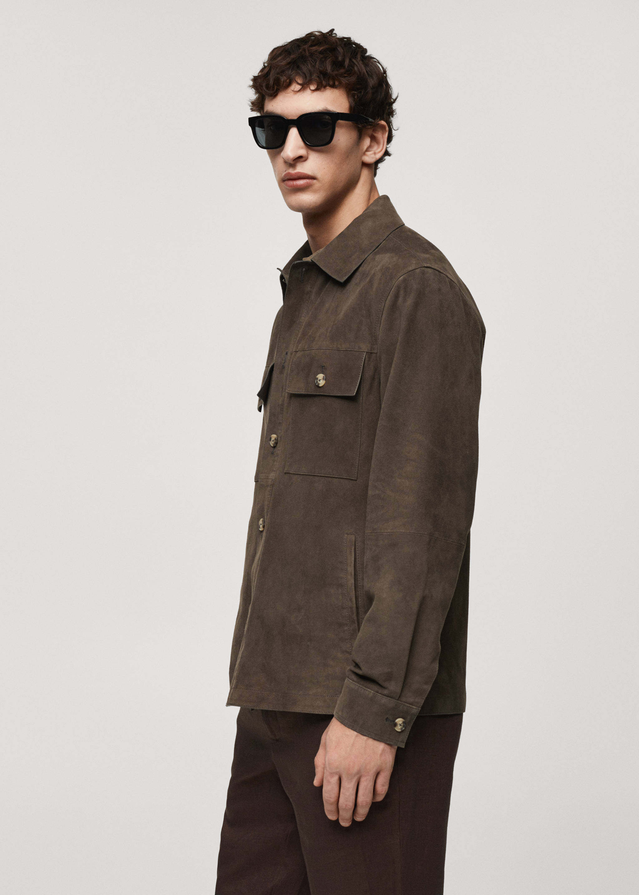 Suede jacket with pockets - Details of the article 2