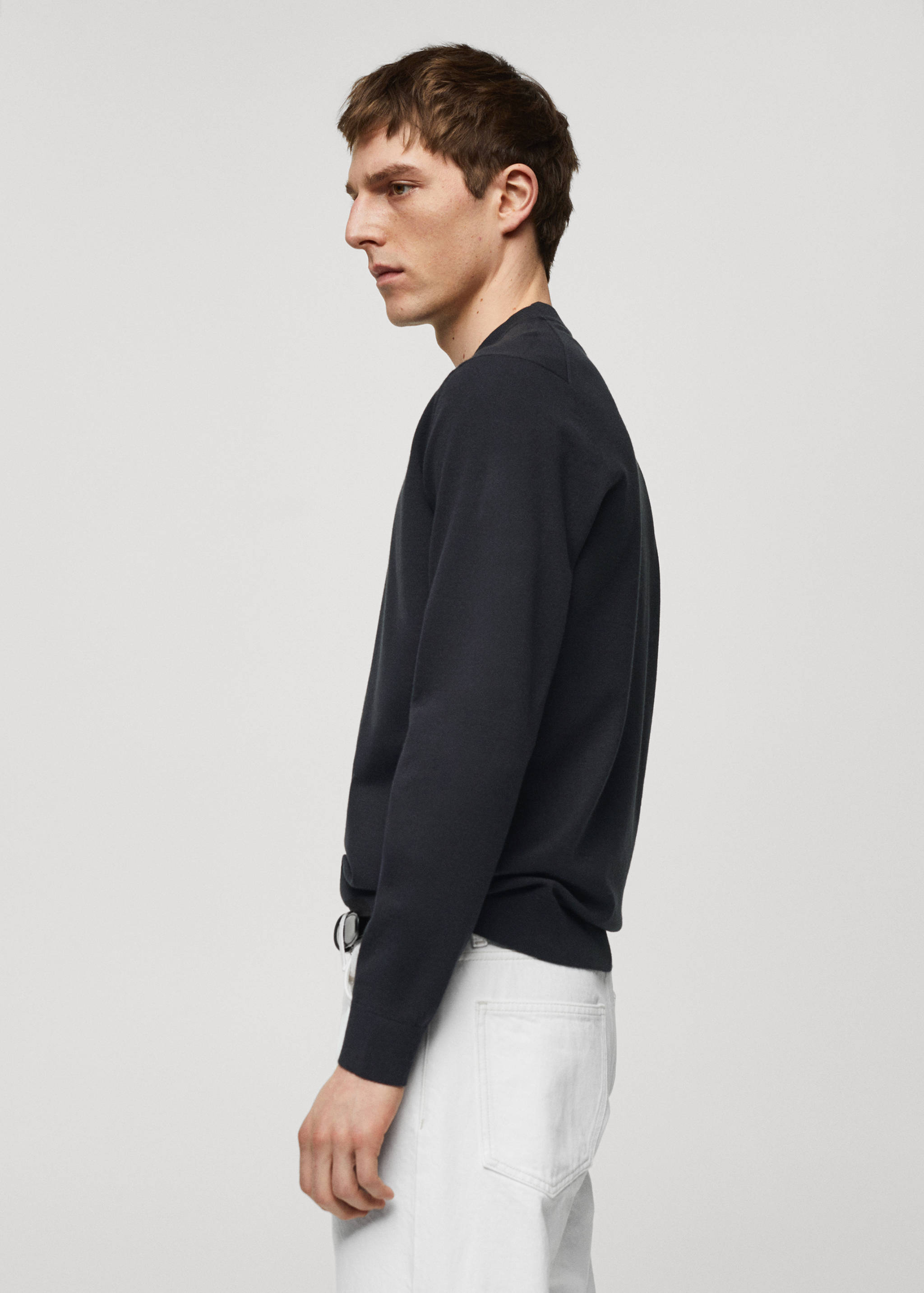 Round-neck cotton knitted sweater - Details of the article 2