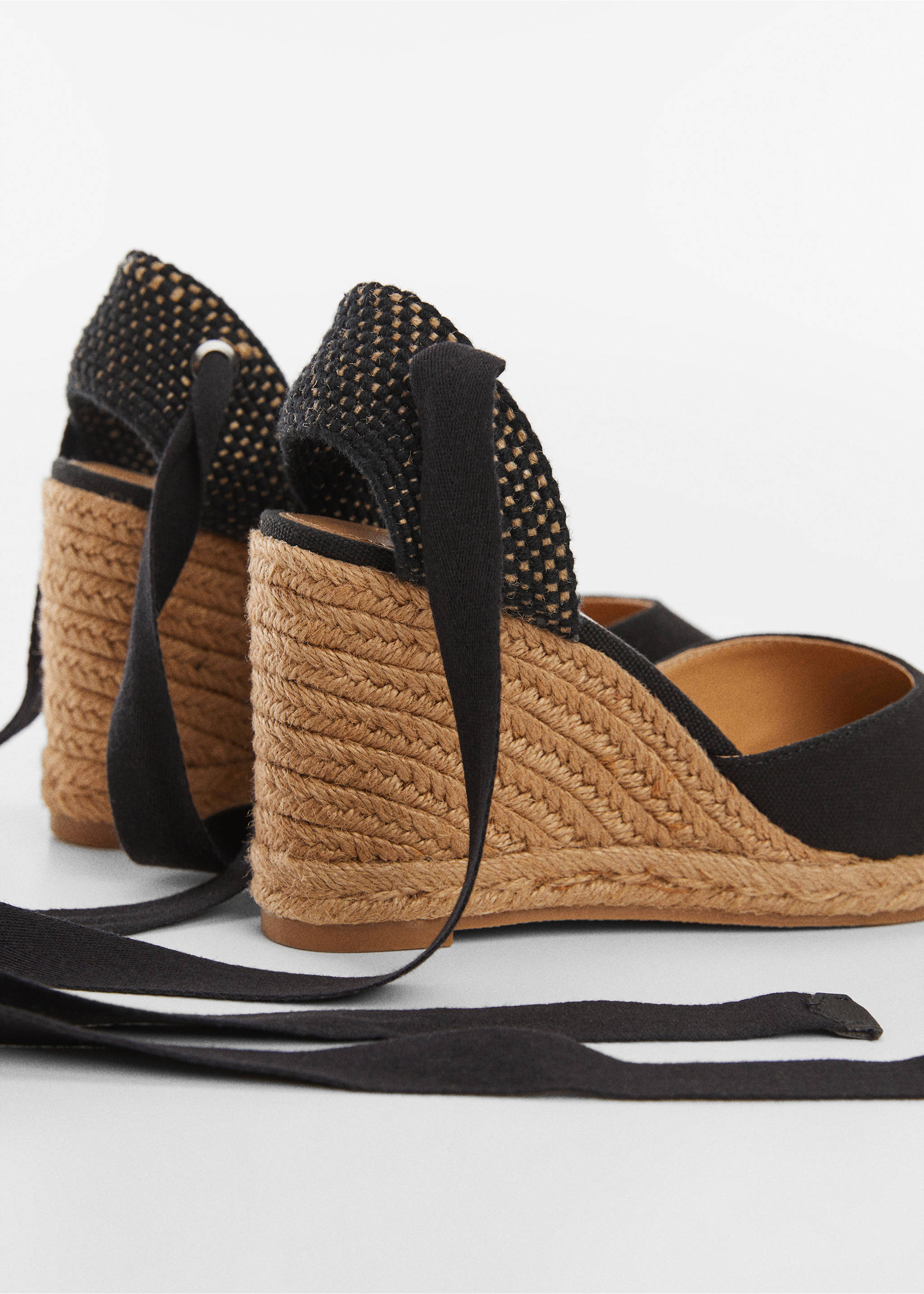 Lace-up espadrilles - Details of the article 1, Black. Ref: 67086317-00.