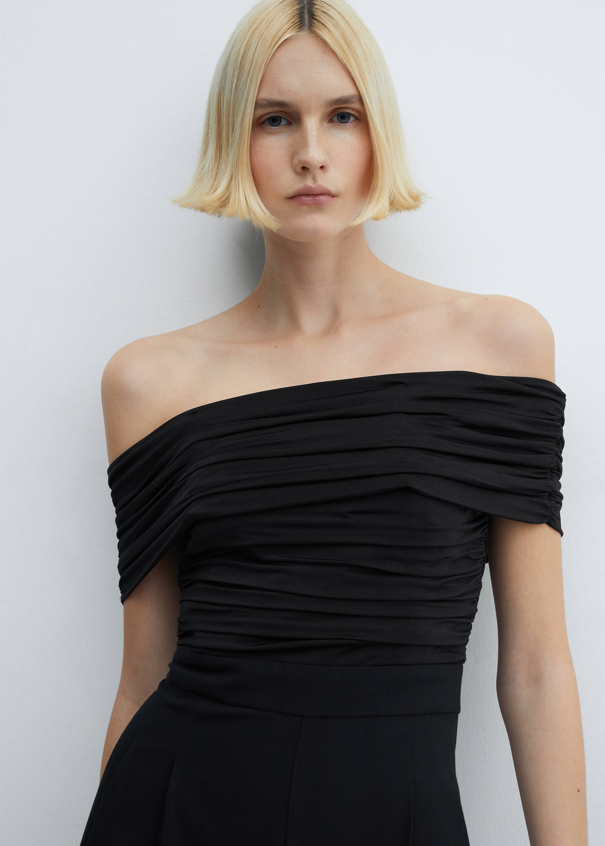 Off-the-shoulder jumpsuit with gathered detail - Details of the article 1