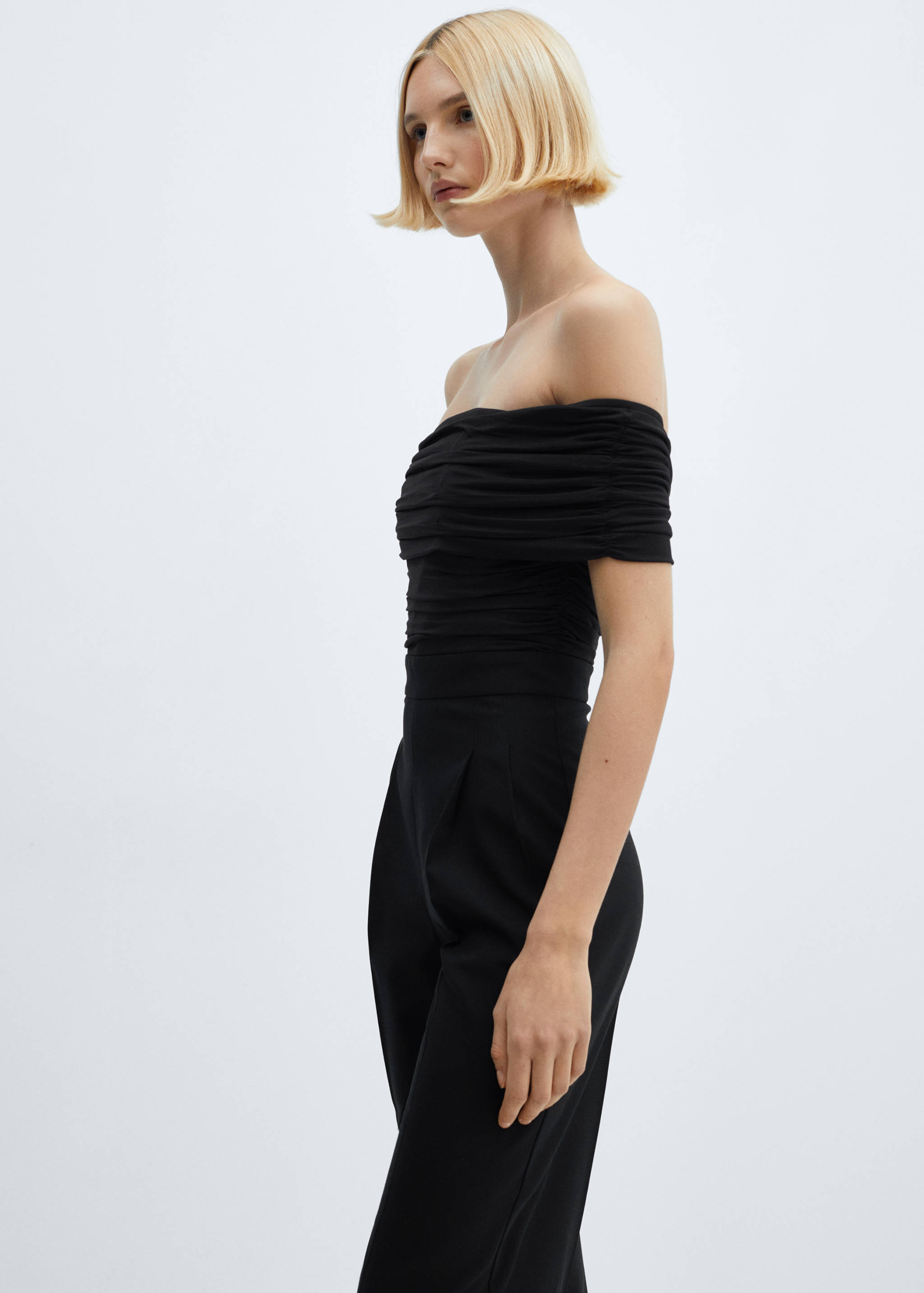 Off-the-shoulder jumpsuit with gathered detail - Details of the article 6