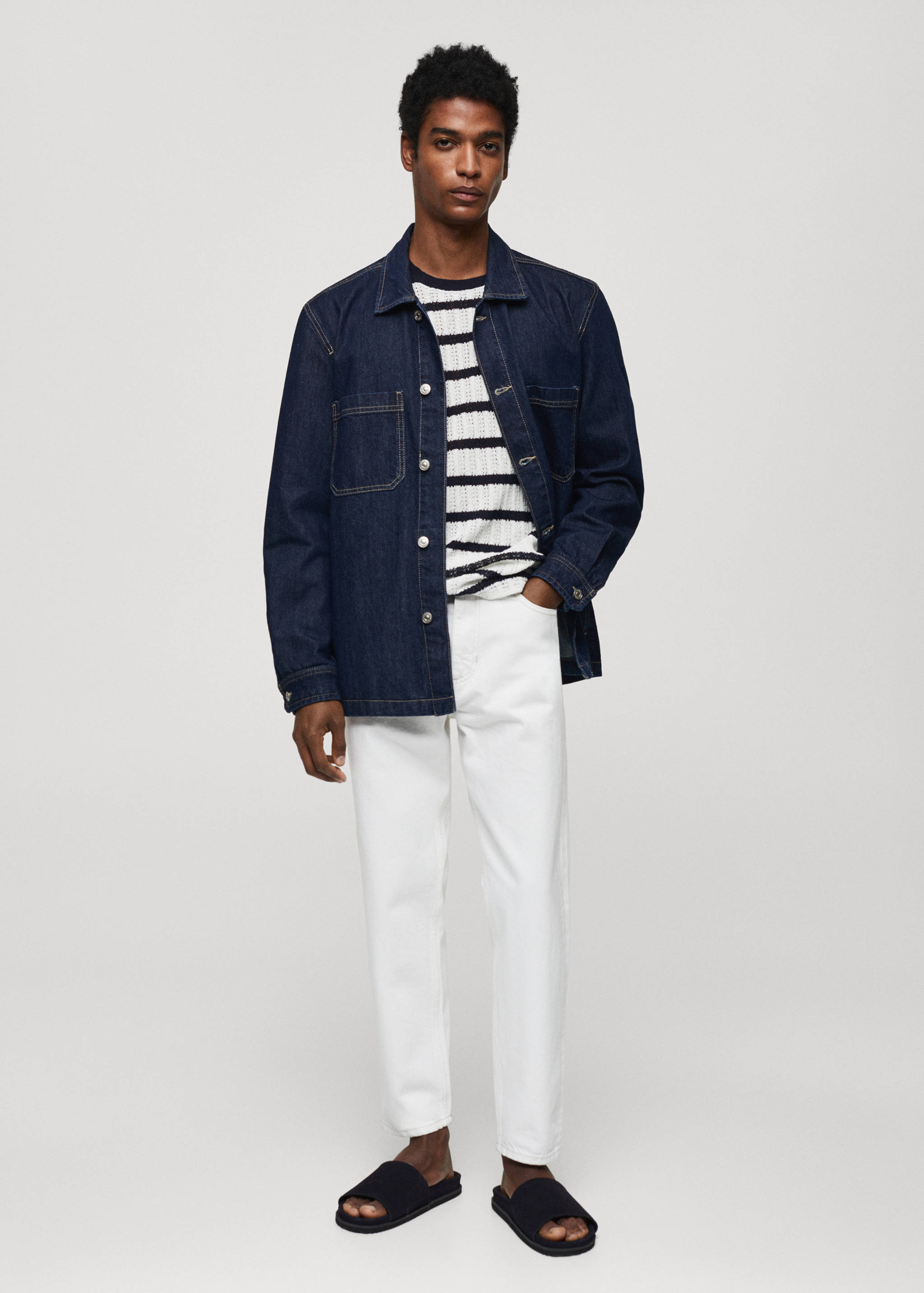 Sobrecamisa vaquera bolsillos - Plano general