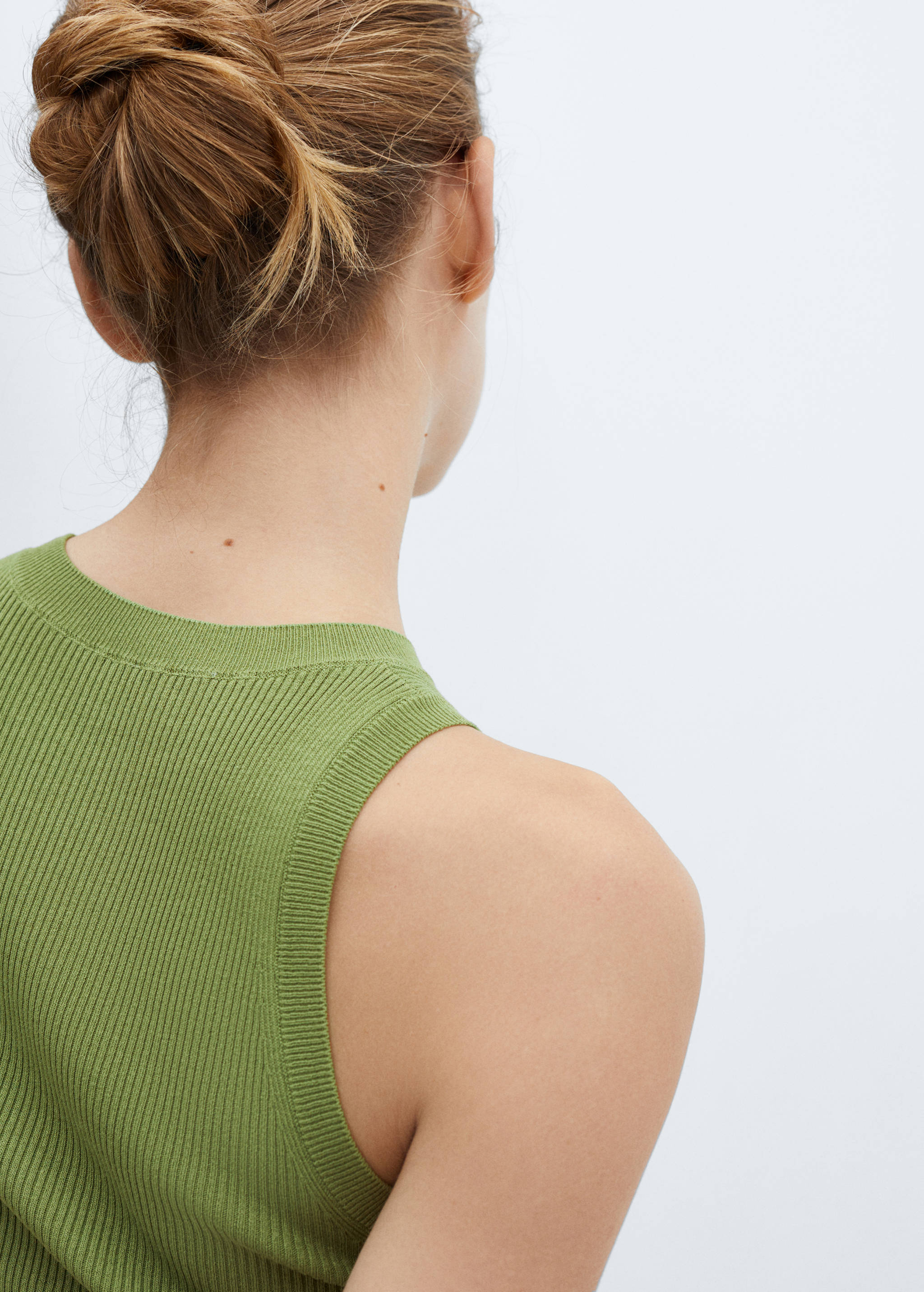 Топ из трикотажа в рубчик - Деталь изделия 6