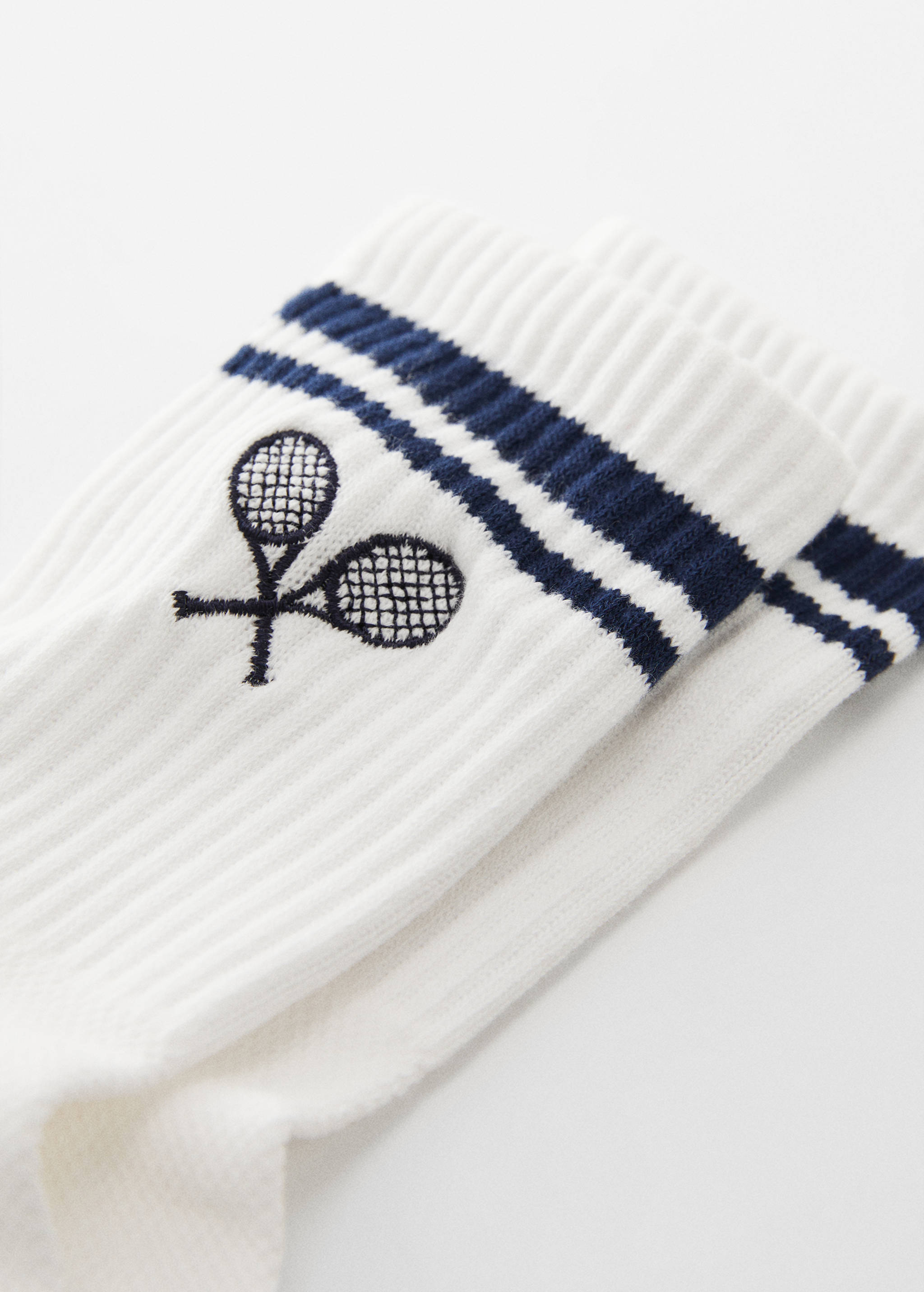 Kaos kaki katun detail bordiran - Tampilan Sedang