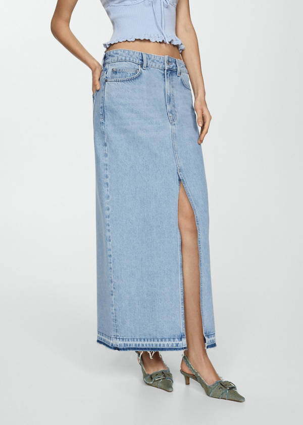 Denim skirt with frayed hem — Light Blue