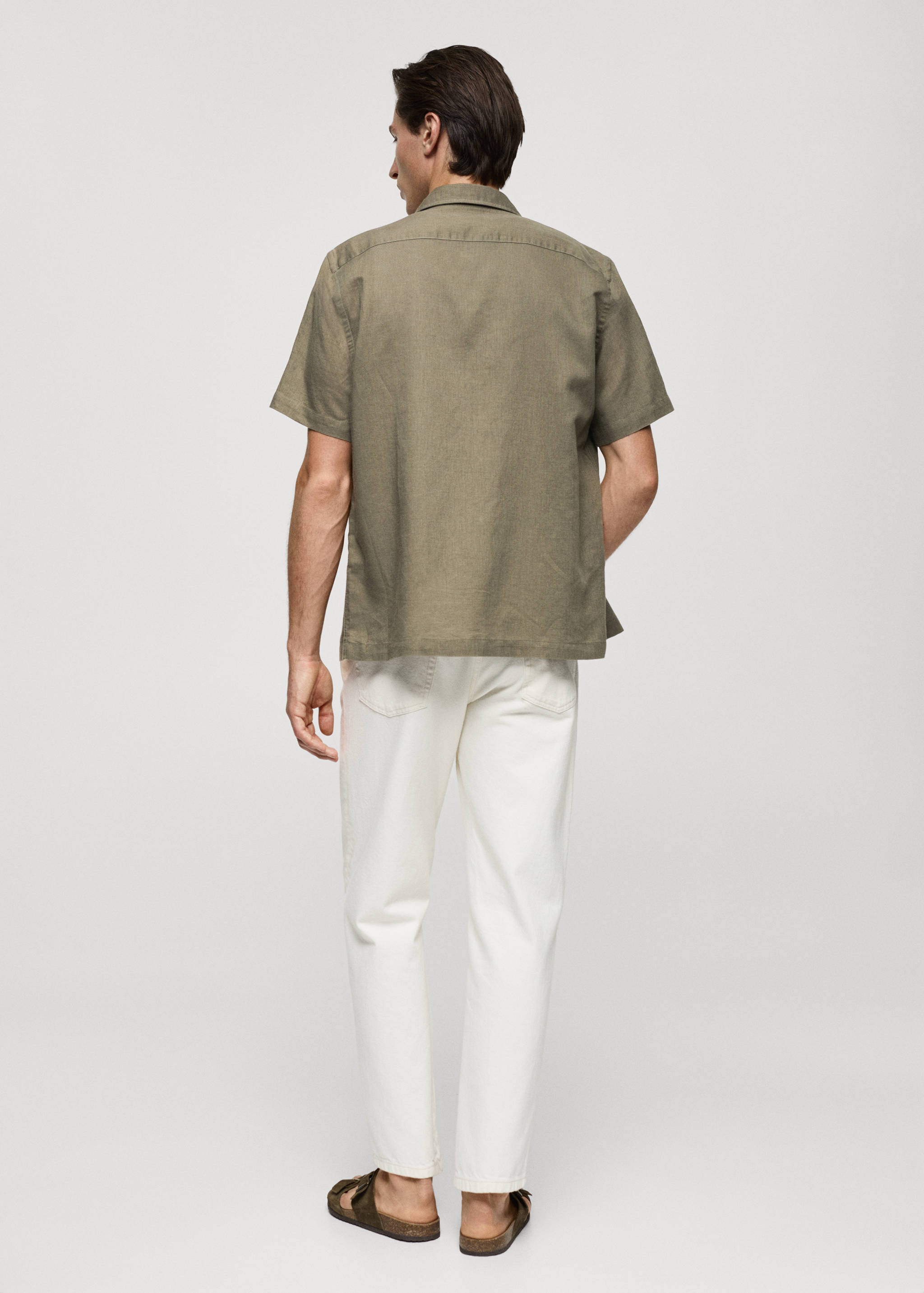 Chemise regular-fit lin poche - Verso de l’article