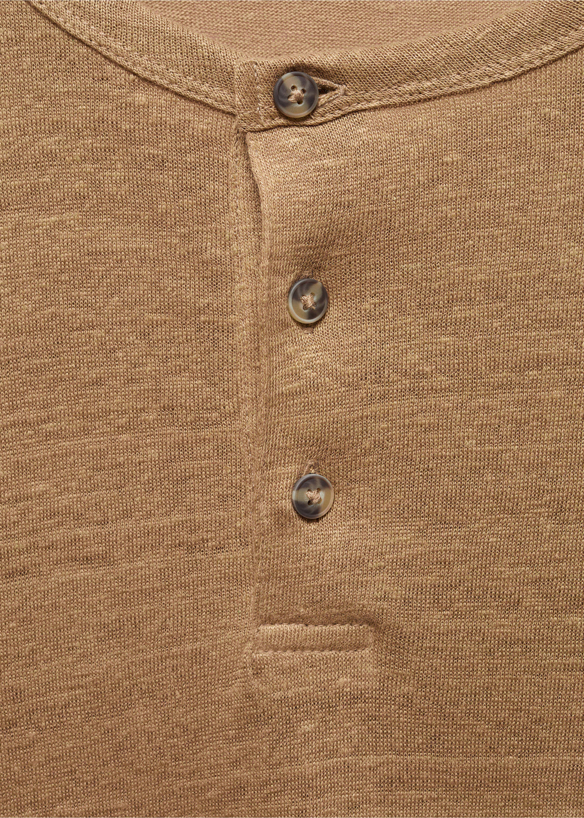 Slim-fit 100% linen t-shirt - Details of the article 8, Beige. Ref: 67087701-00.