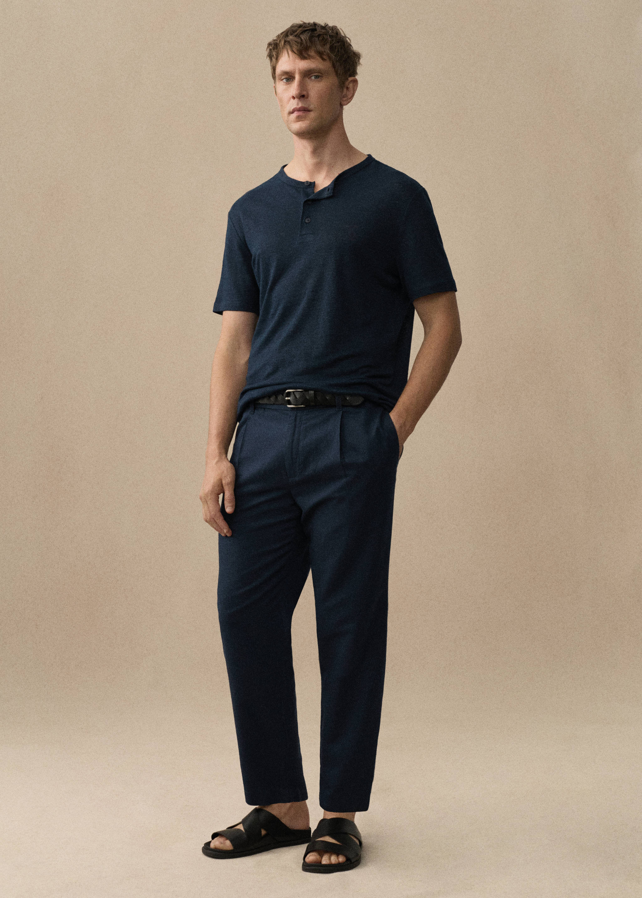 Camiseta slim fit 100% lino - Detalle del artículo 5