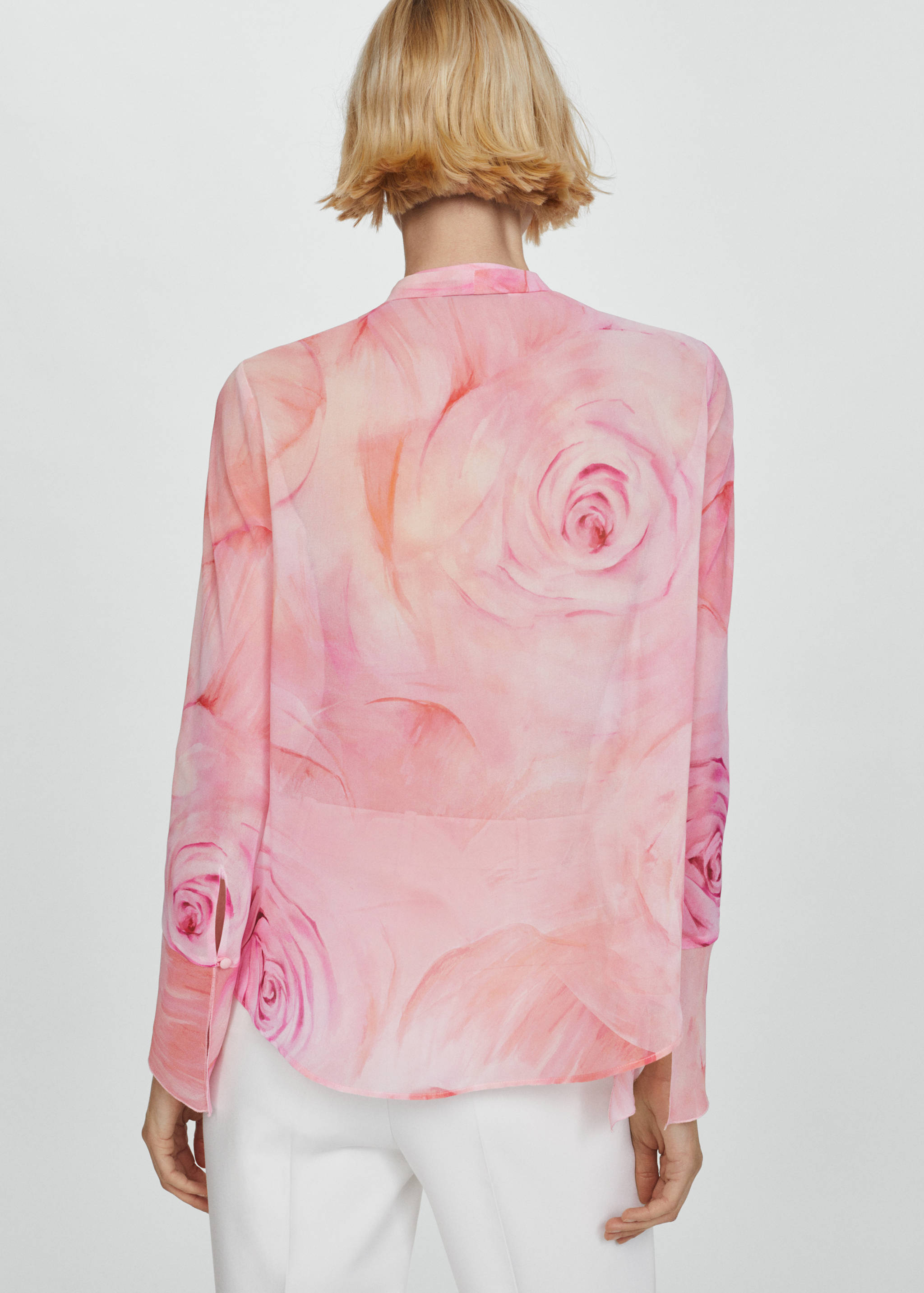 Blusa estampada volantes - Reverso del artículo