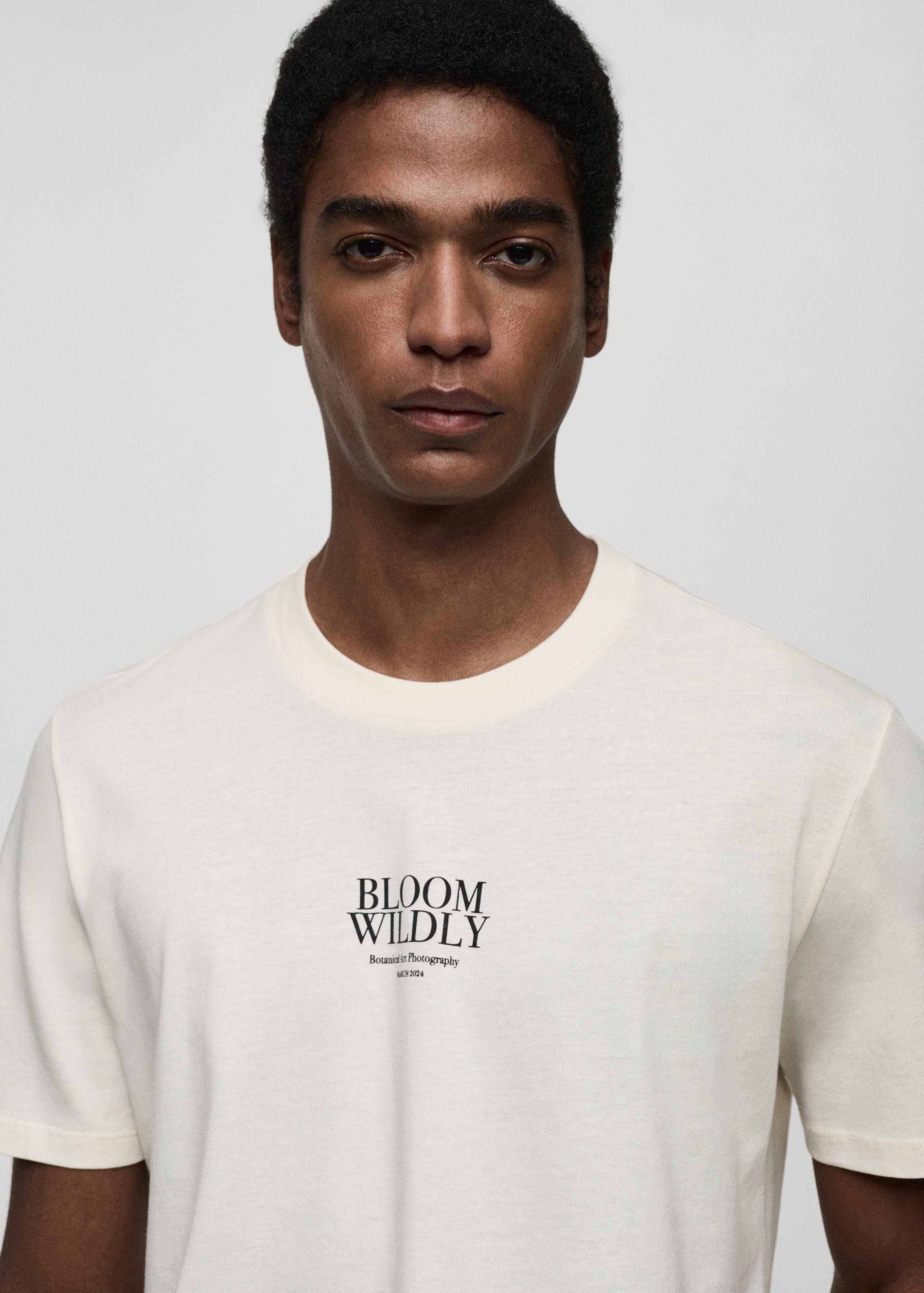 Camiseta slim fit estampado - Detalle del artículo 1