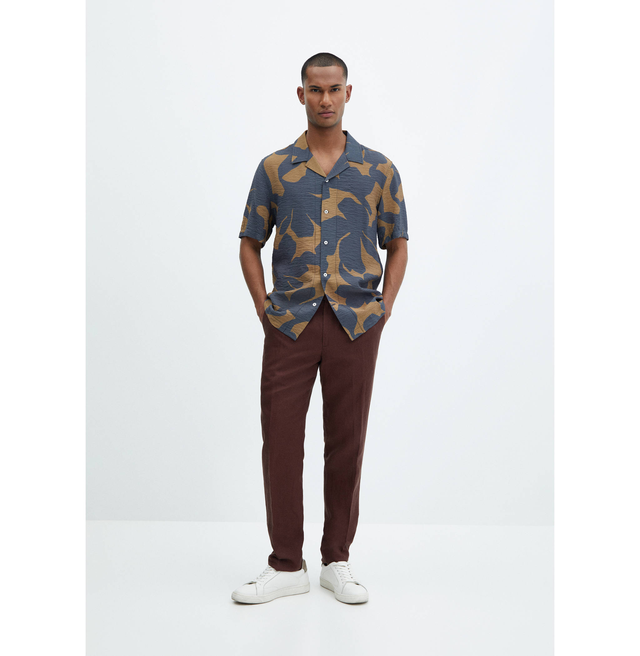 Regular-fit textured printed shirt - General plane