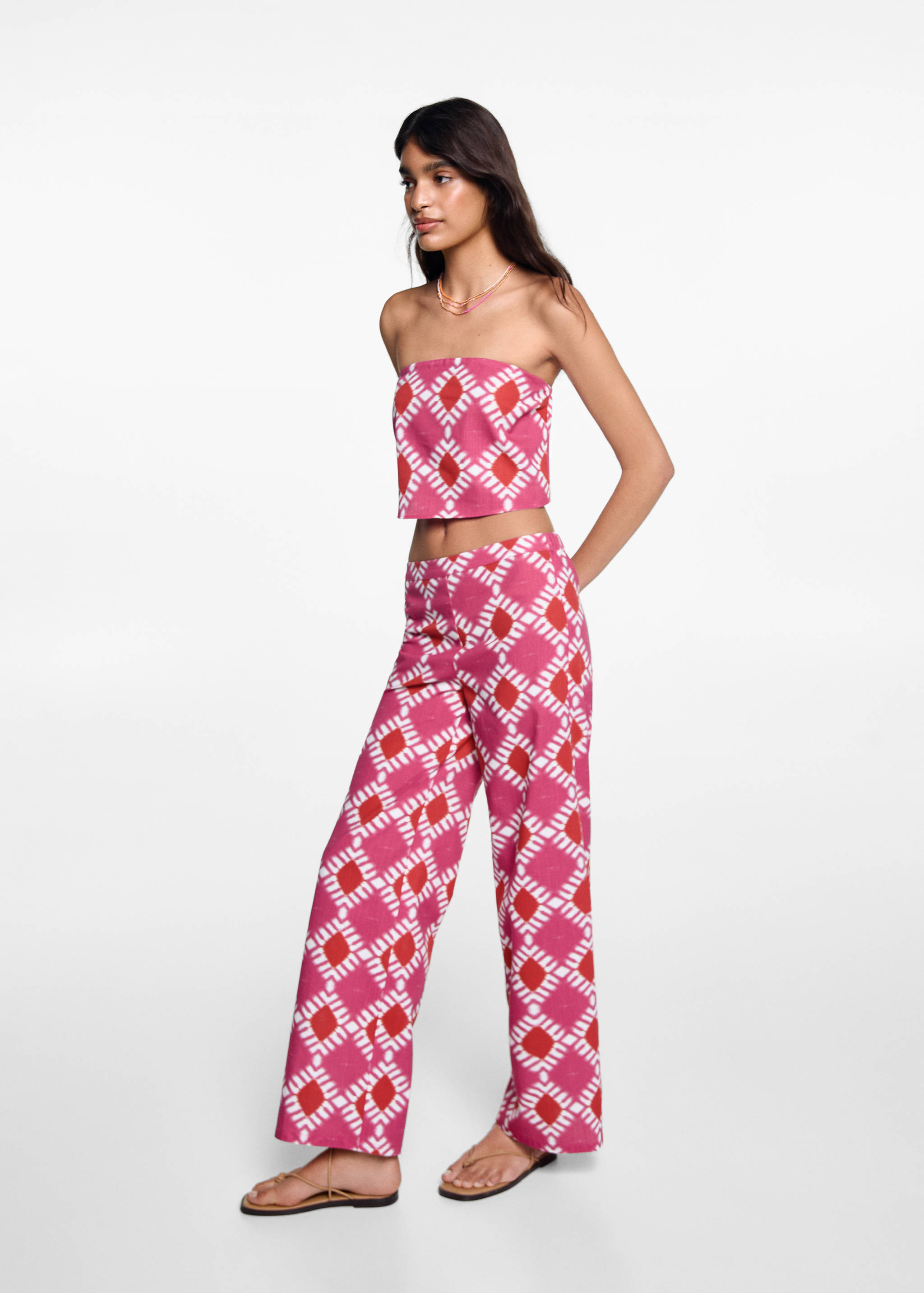 Geometric print trousers - Plano geral
