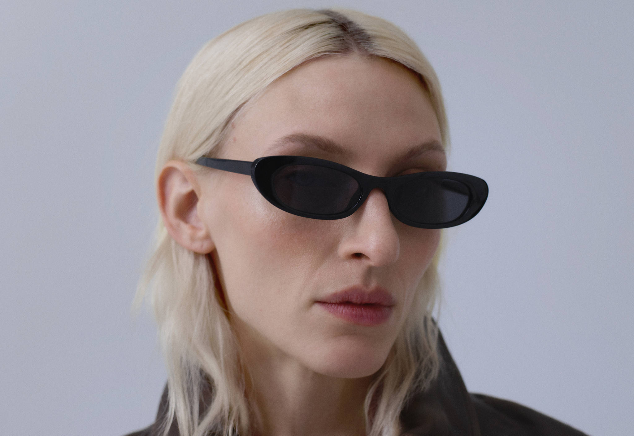 Oval sunglasses - Panoramic plane