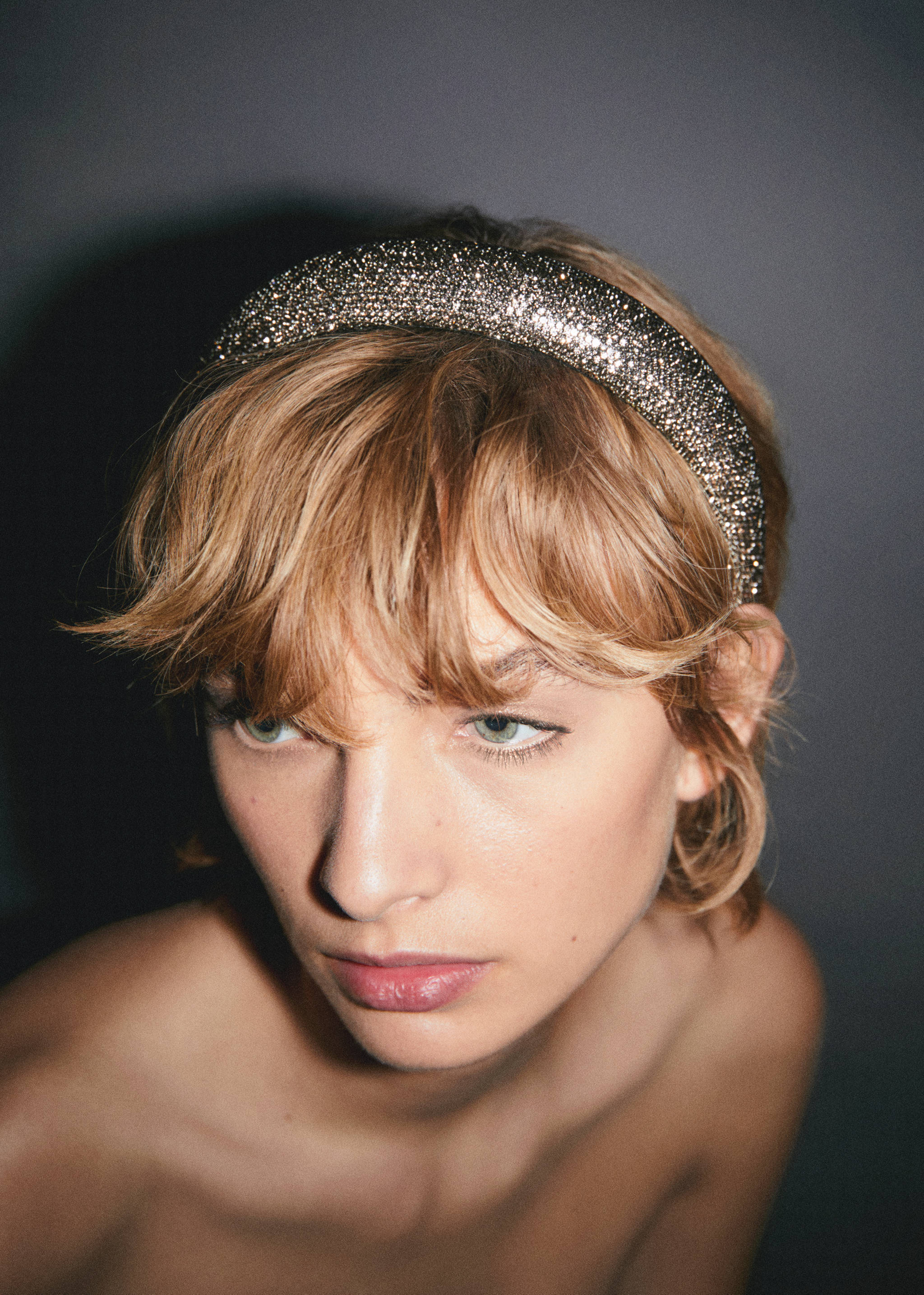 Faceted crystal hairband - General plane