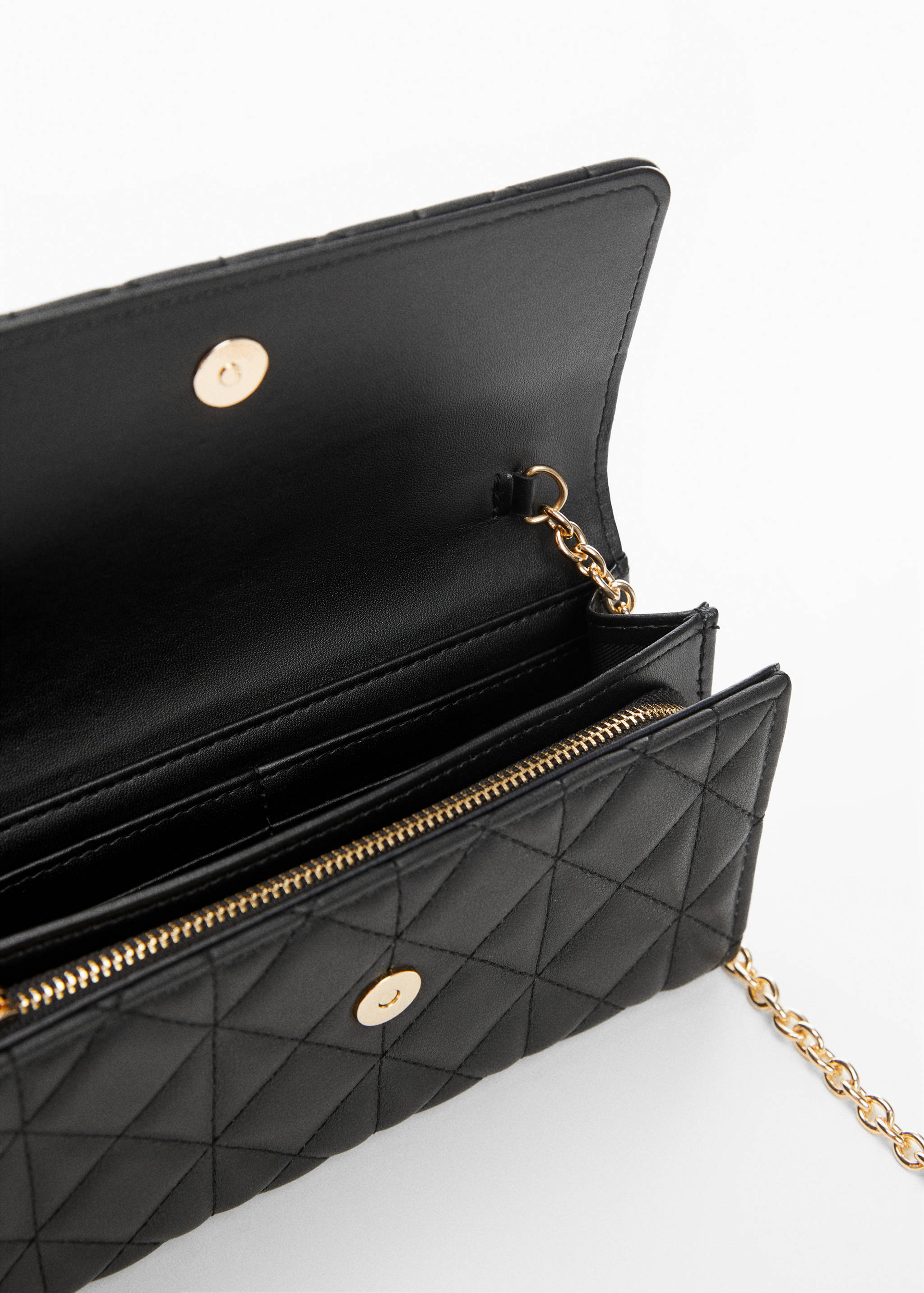 Padded purse with chain - Details of the article 2