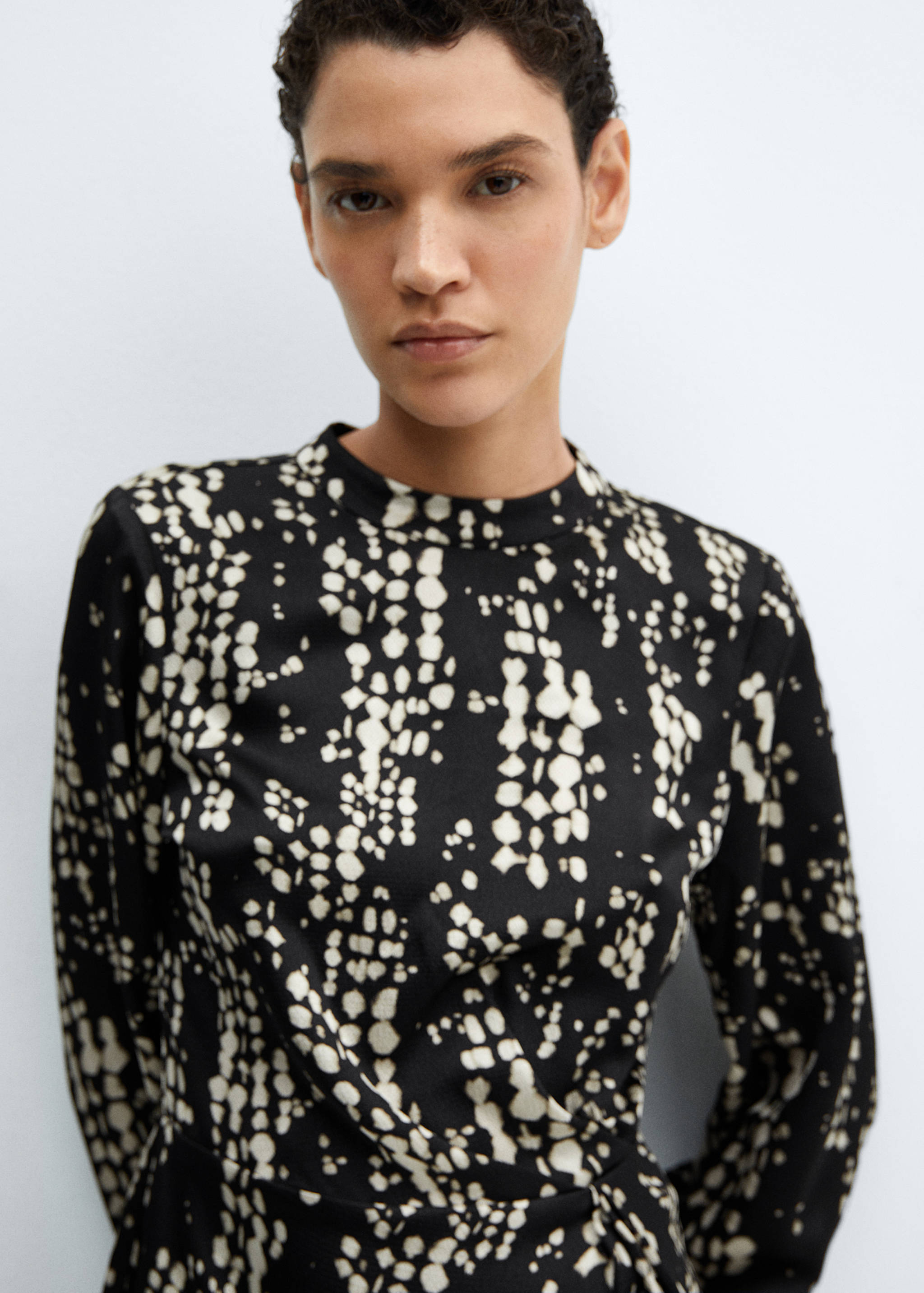 Robe imprimée plissée - Détail de l'article 1