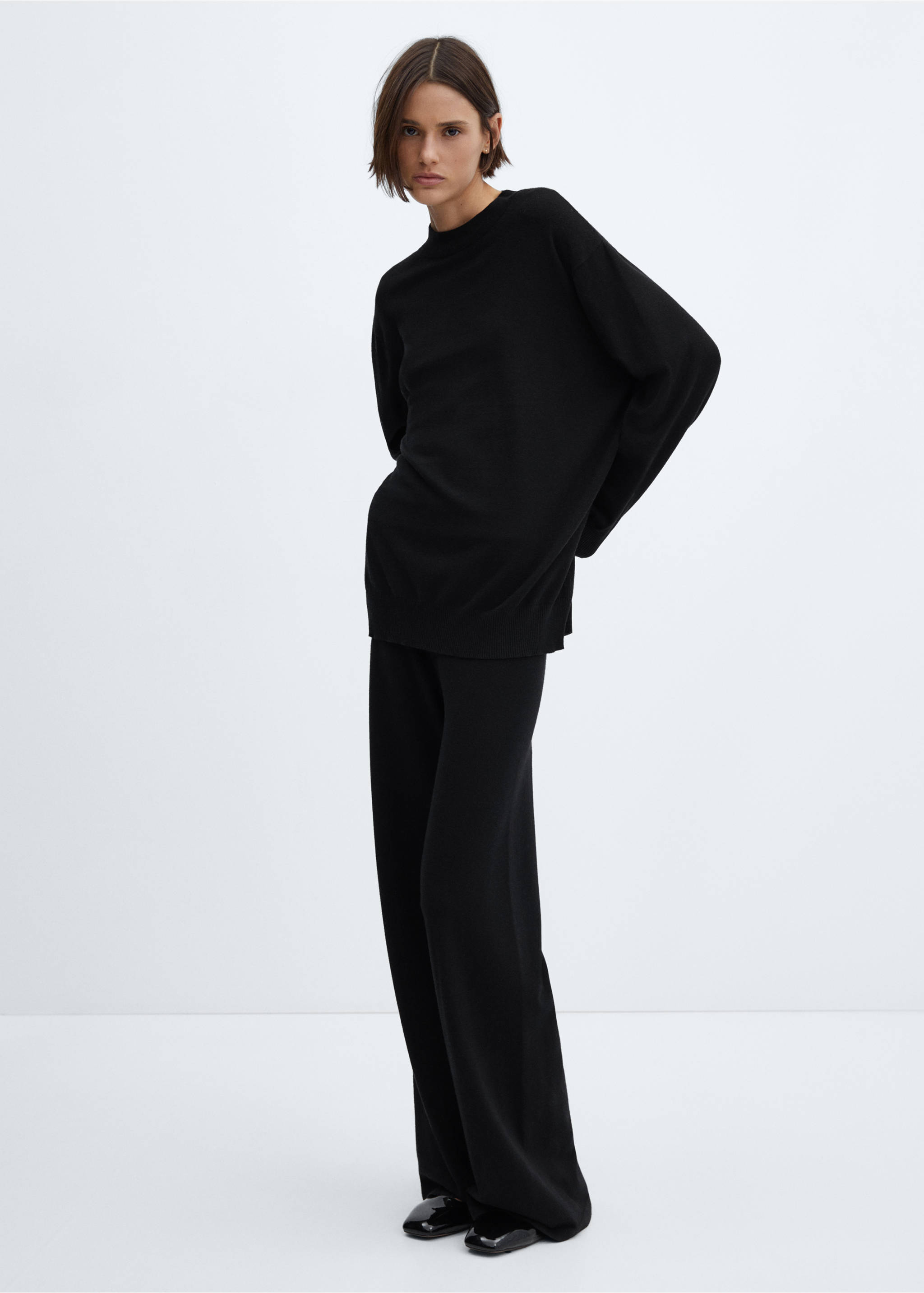 Pantalón punto wide leg - Plano general, Negro. Ref: 67090473-00.