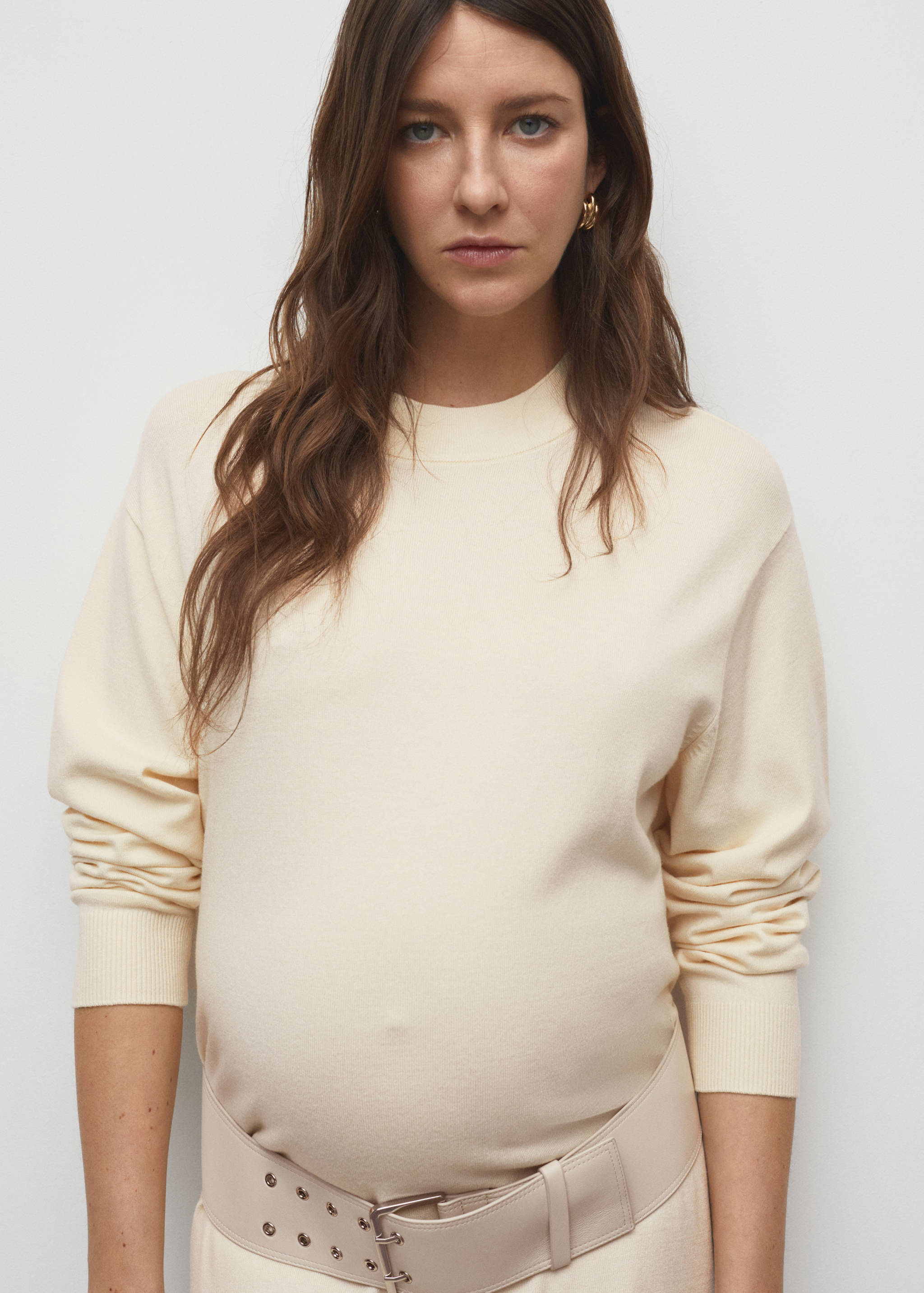 Round-neck knitted dress - Details of the article 1