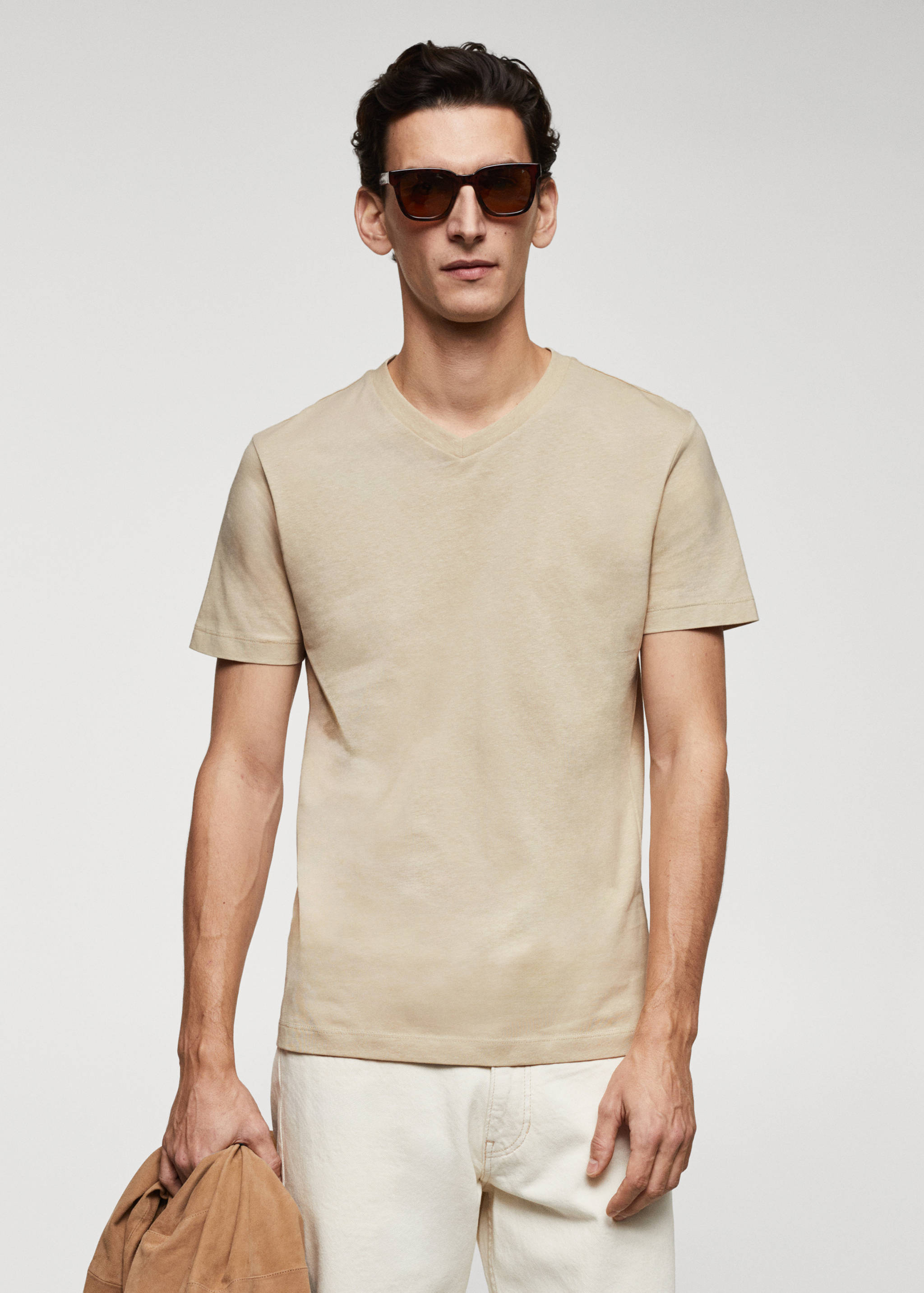 Basic cotton V-neck T-shirt - Medium plane