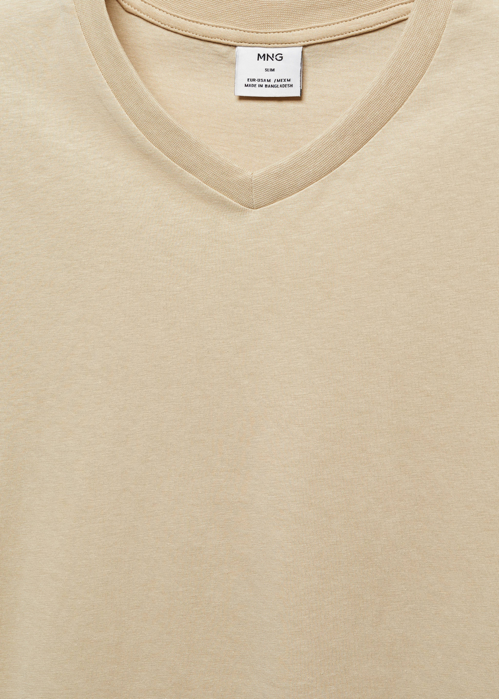Basic cotton V-neck T-shirt - Details of the article 8