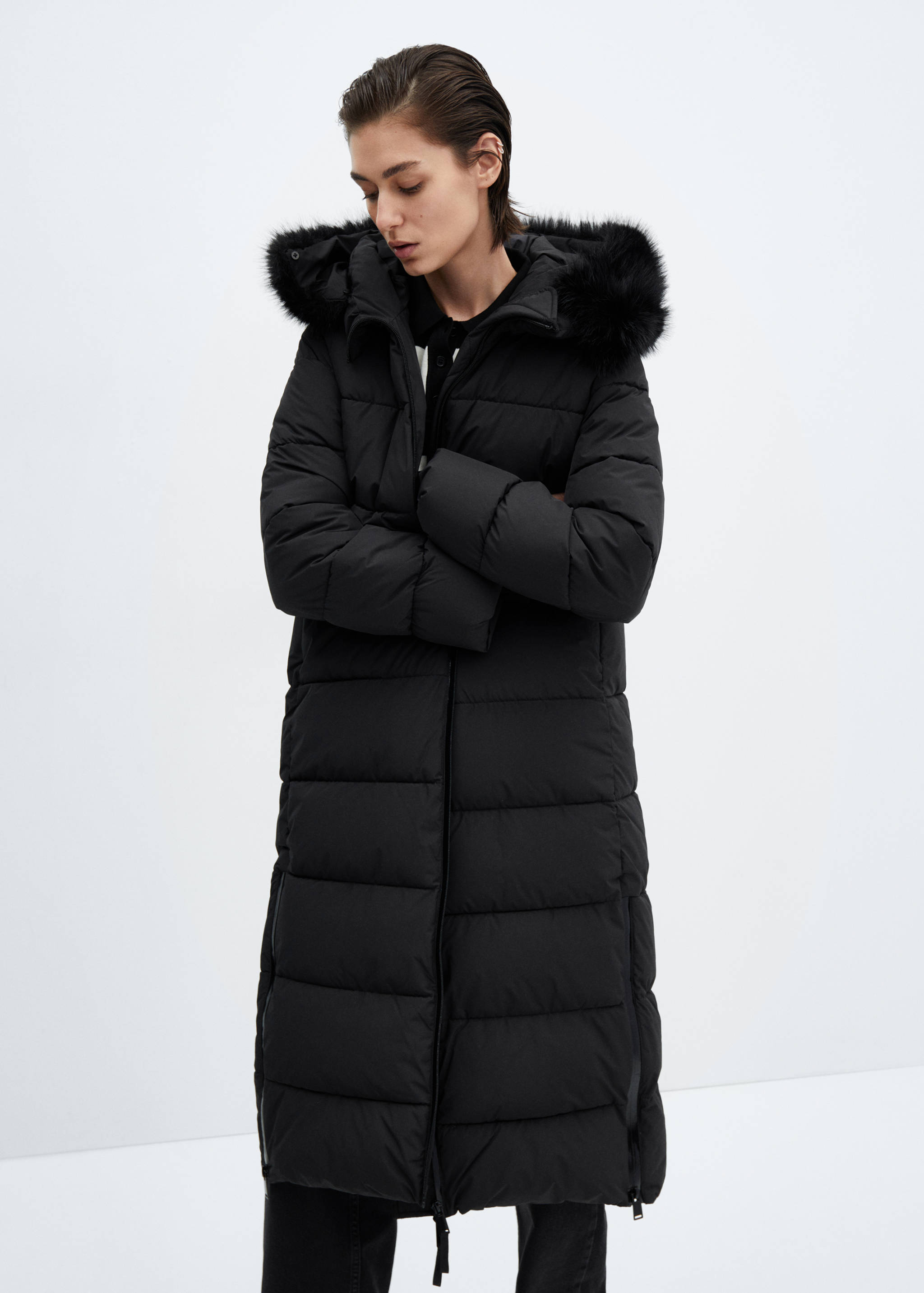 Puffer coat with fur-effect hood - Medium plane