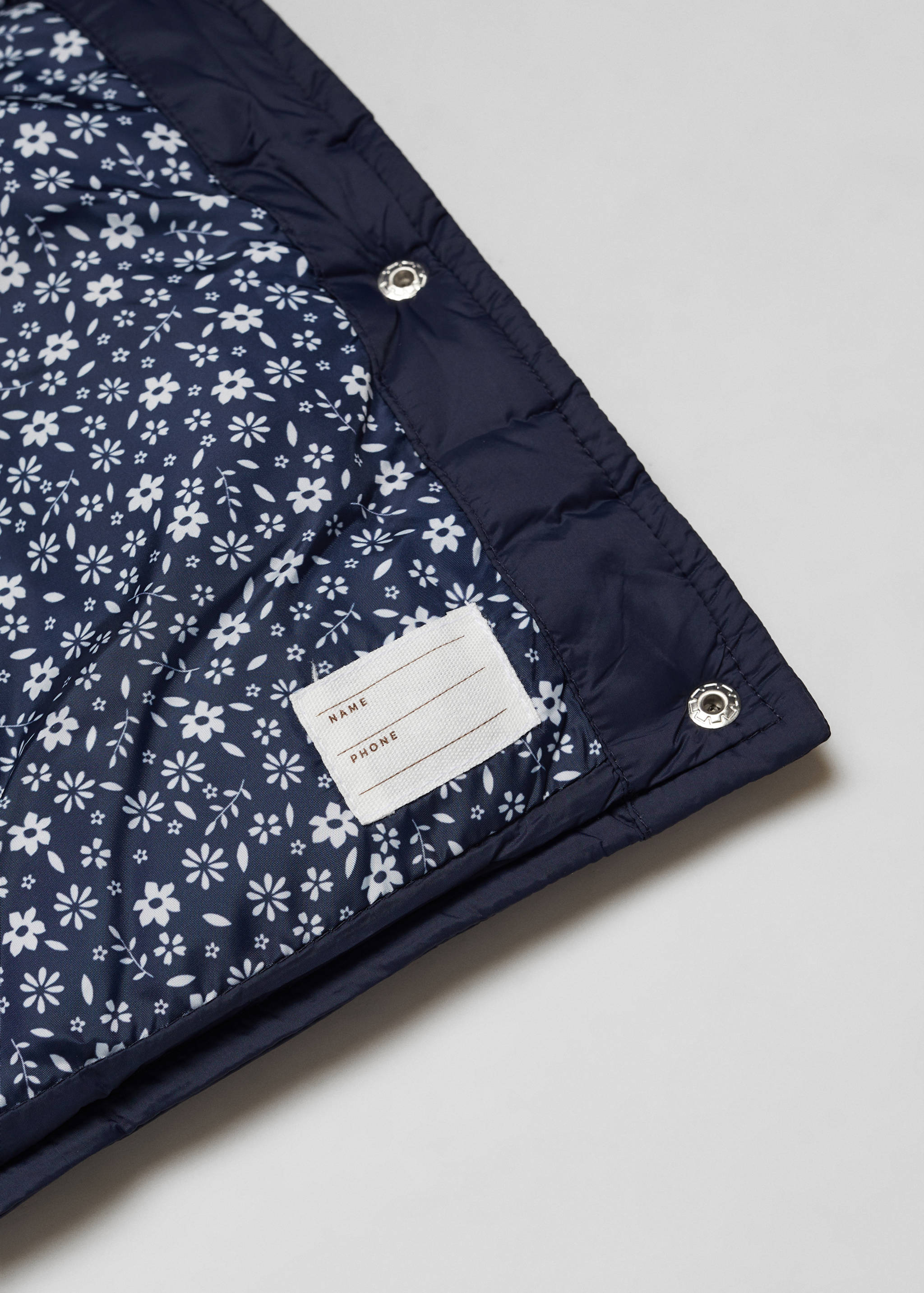 Quilted gilet - Details of the article 0