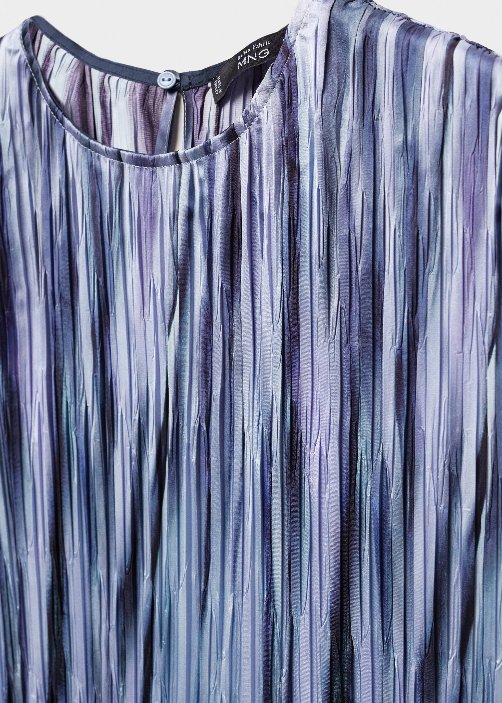Tie-dye pleated dress - Details of the article 8