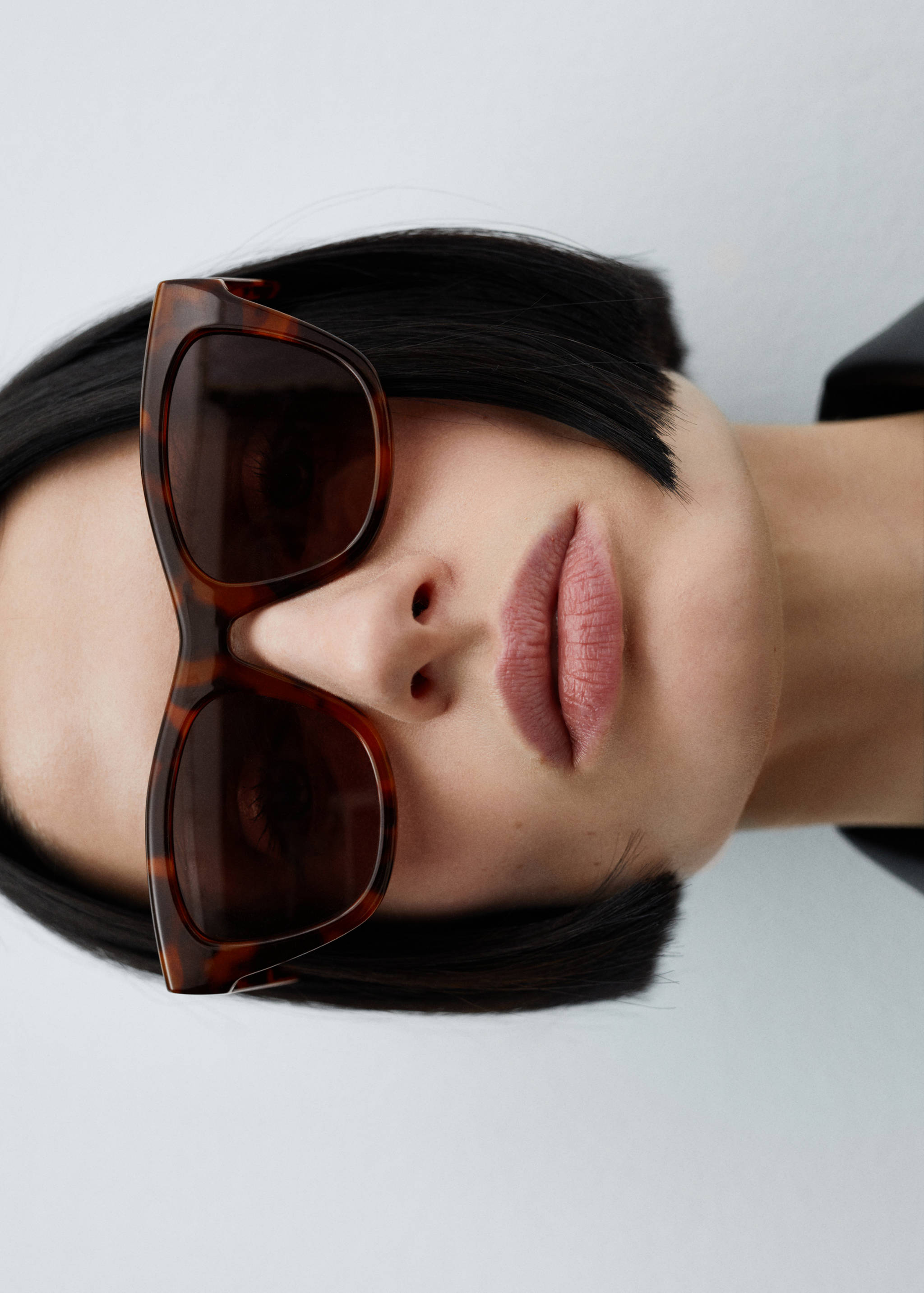 Resin frame sunglasses - Details of the article 9