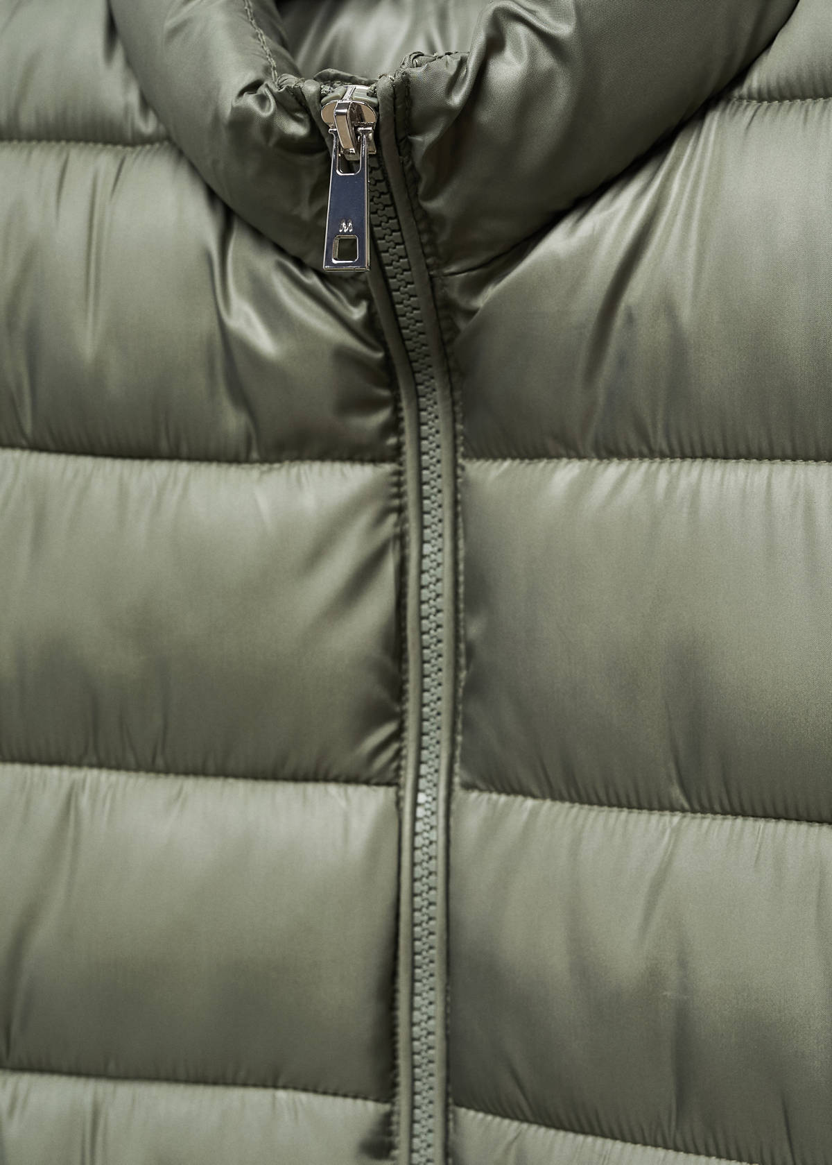 Ultra-light quilted gilet — Green