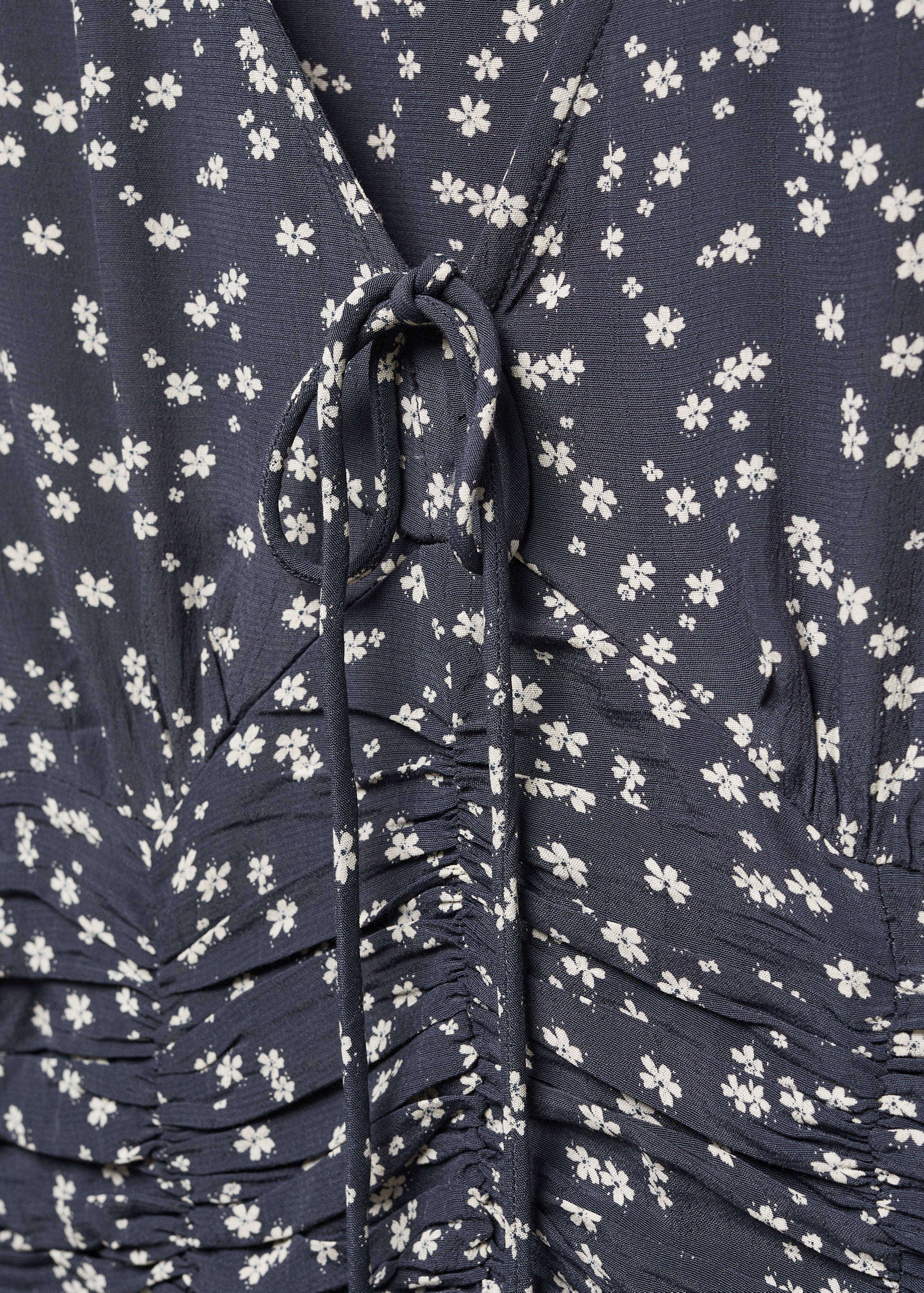 Ruched floral dress - Details of the article 8