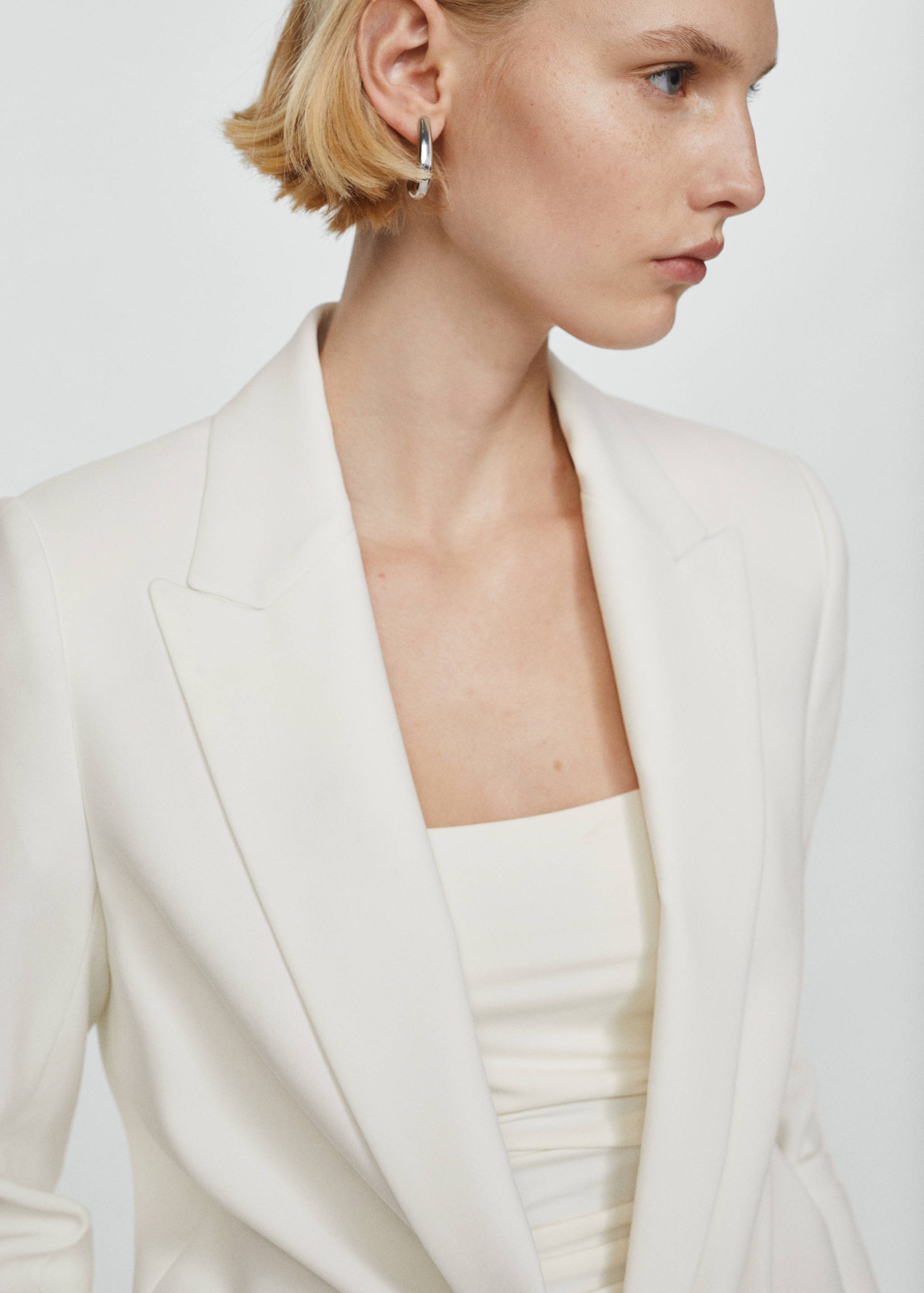 Tailored jacket with turn-down sleeves - Details of the article 1