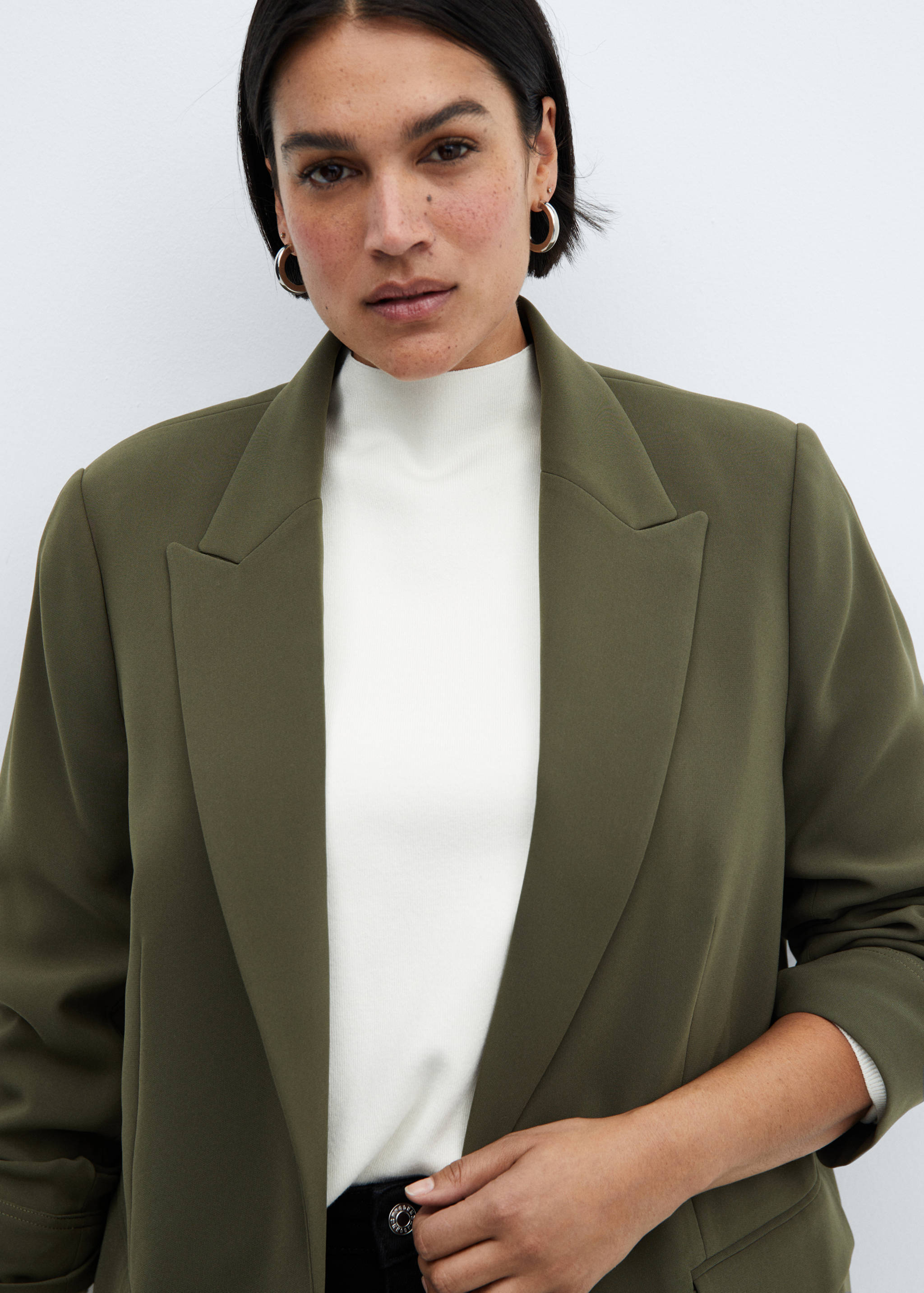 Tailored jacket with turn-down sleeves - Details of the article 4
