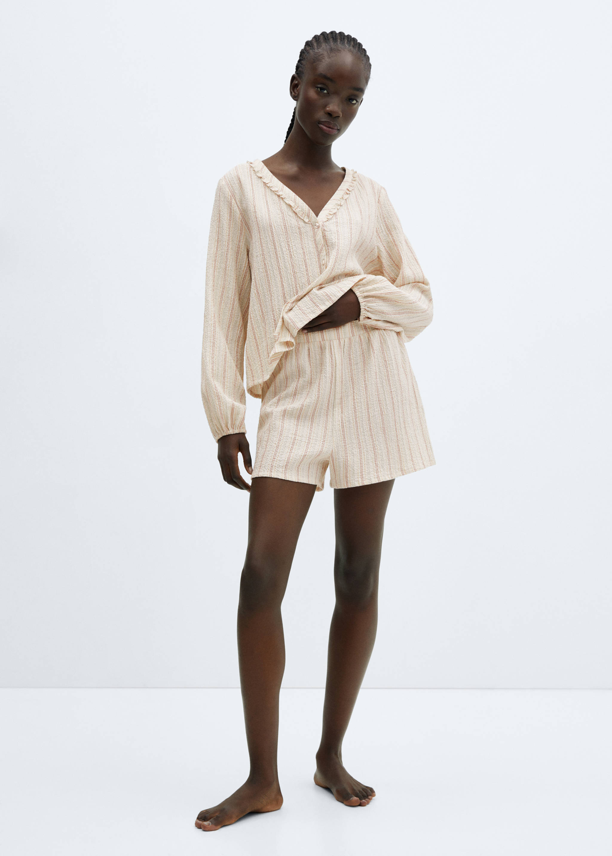 Хлопковая пижама из двух частей с текстурой - Общий план