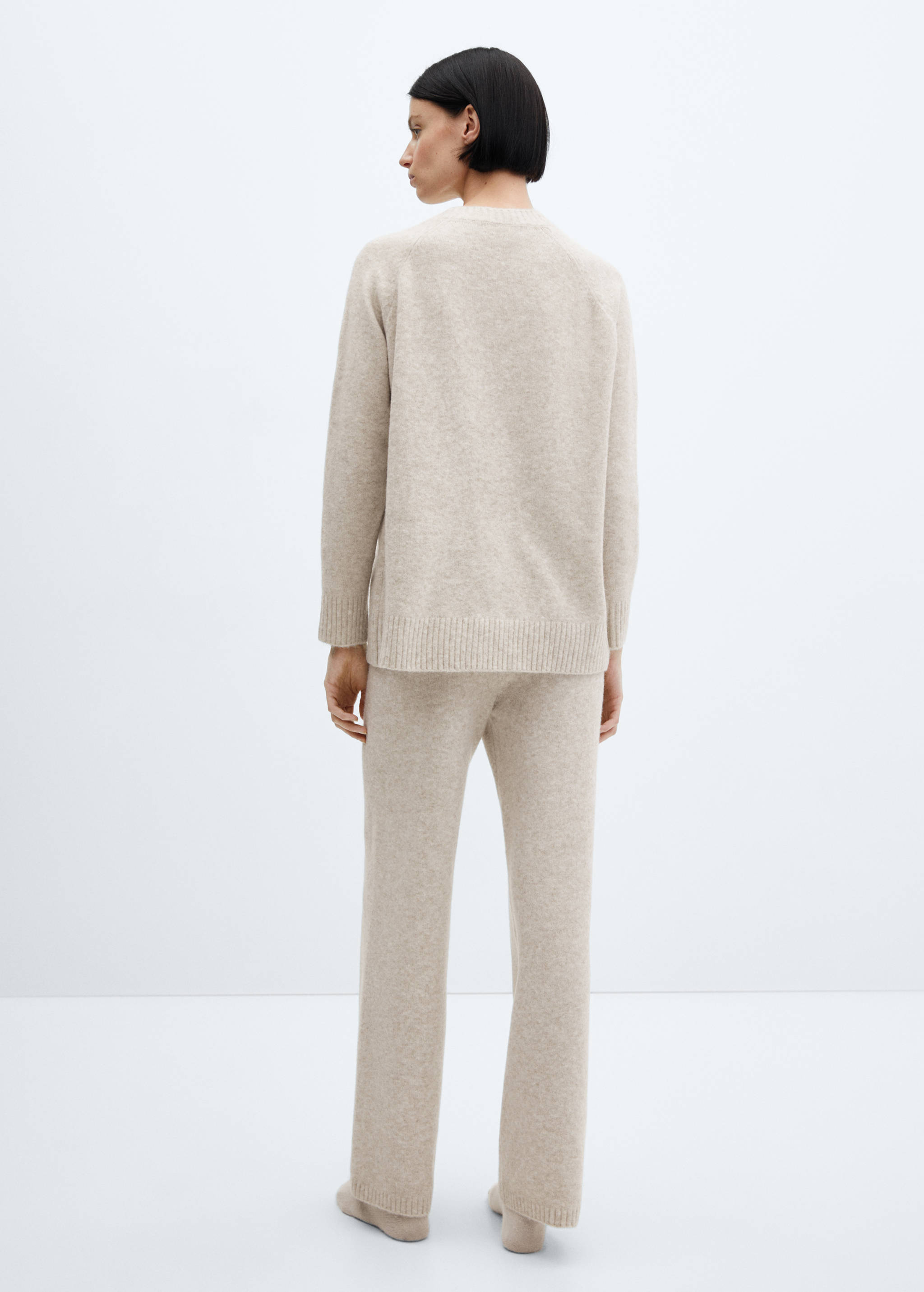 Oversize knit sweater - Reverse of the article