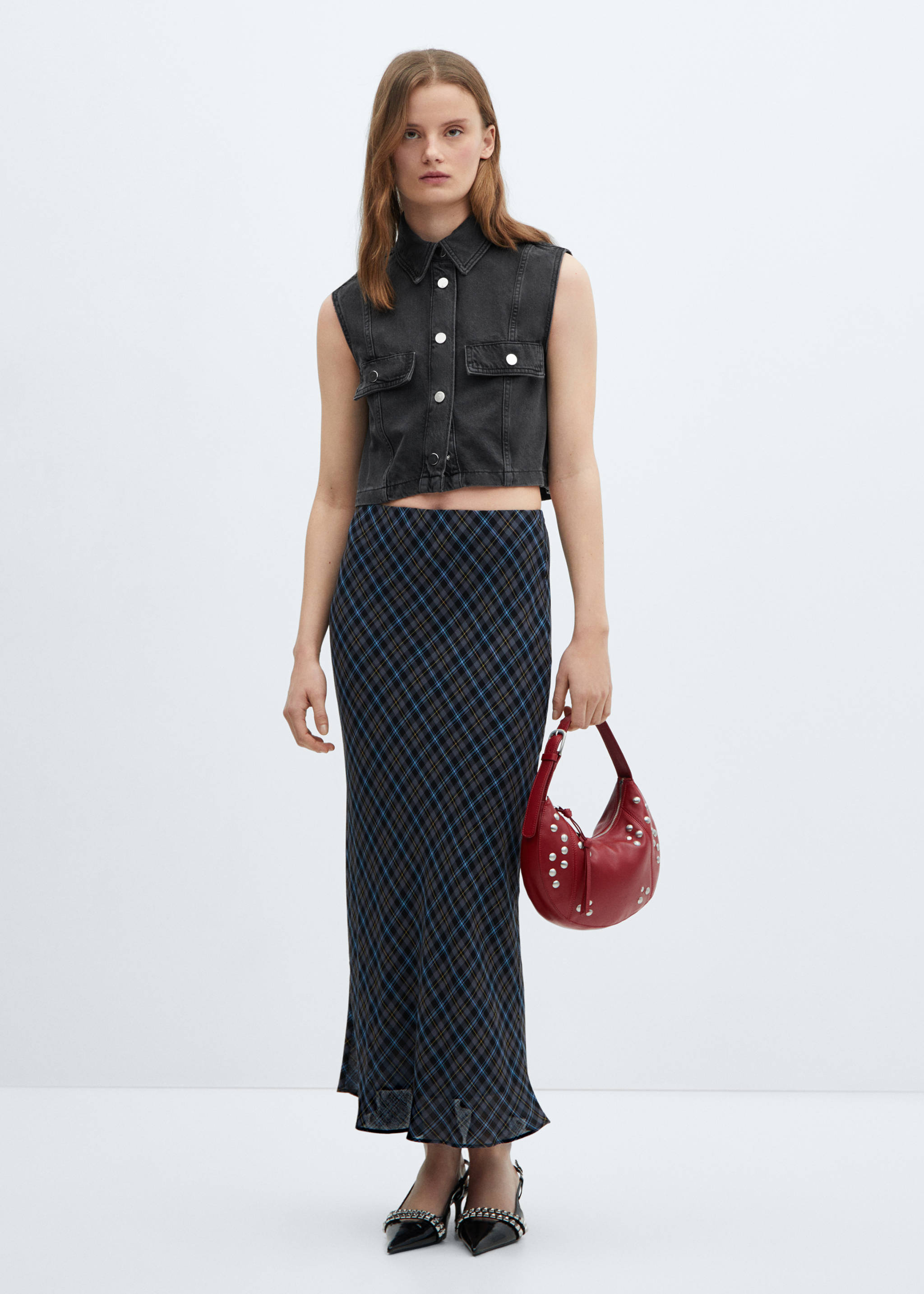 Прямые джинсы с принтом и посадкой на талии - Общий план