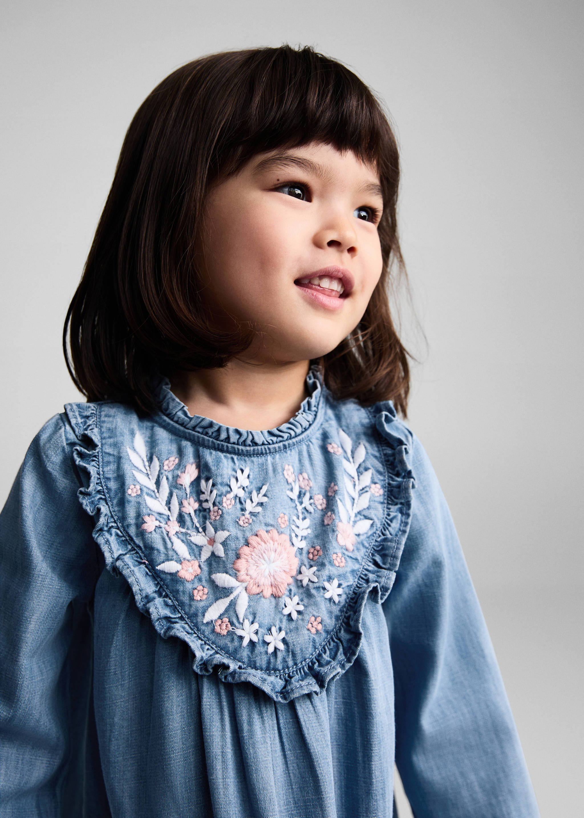 Hímzett virágos ruha - A termék adatai 1