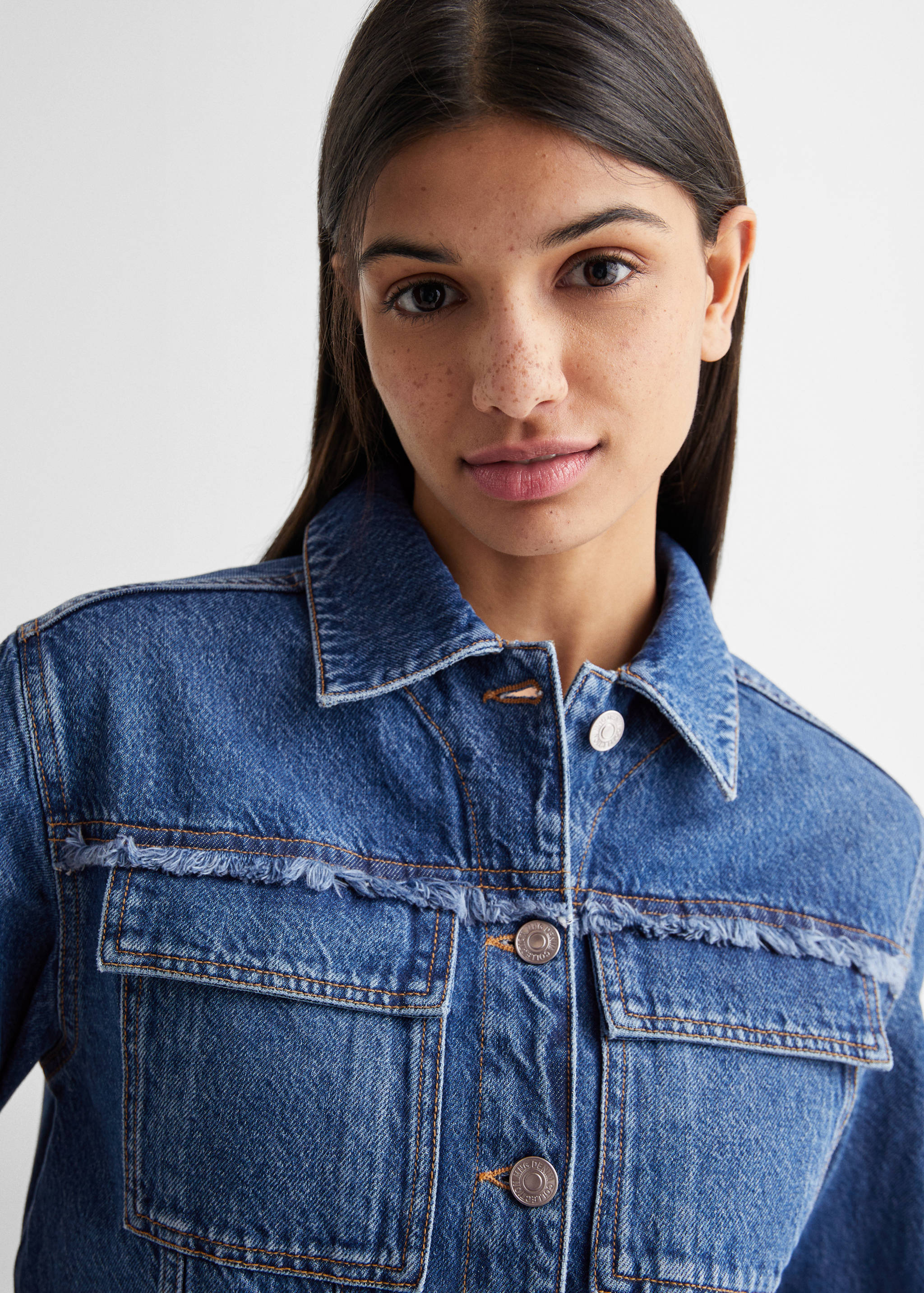 Pocketed denim jacket - Details of the article 1