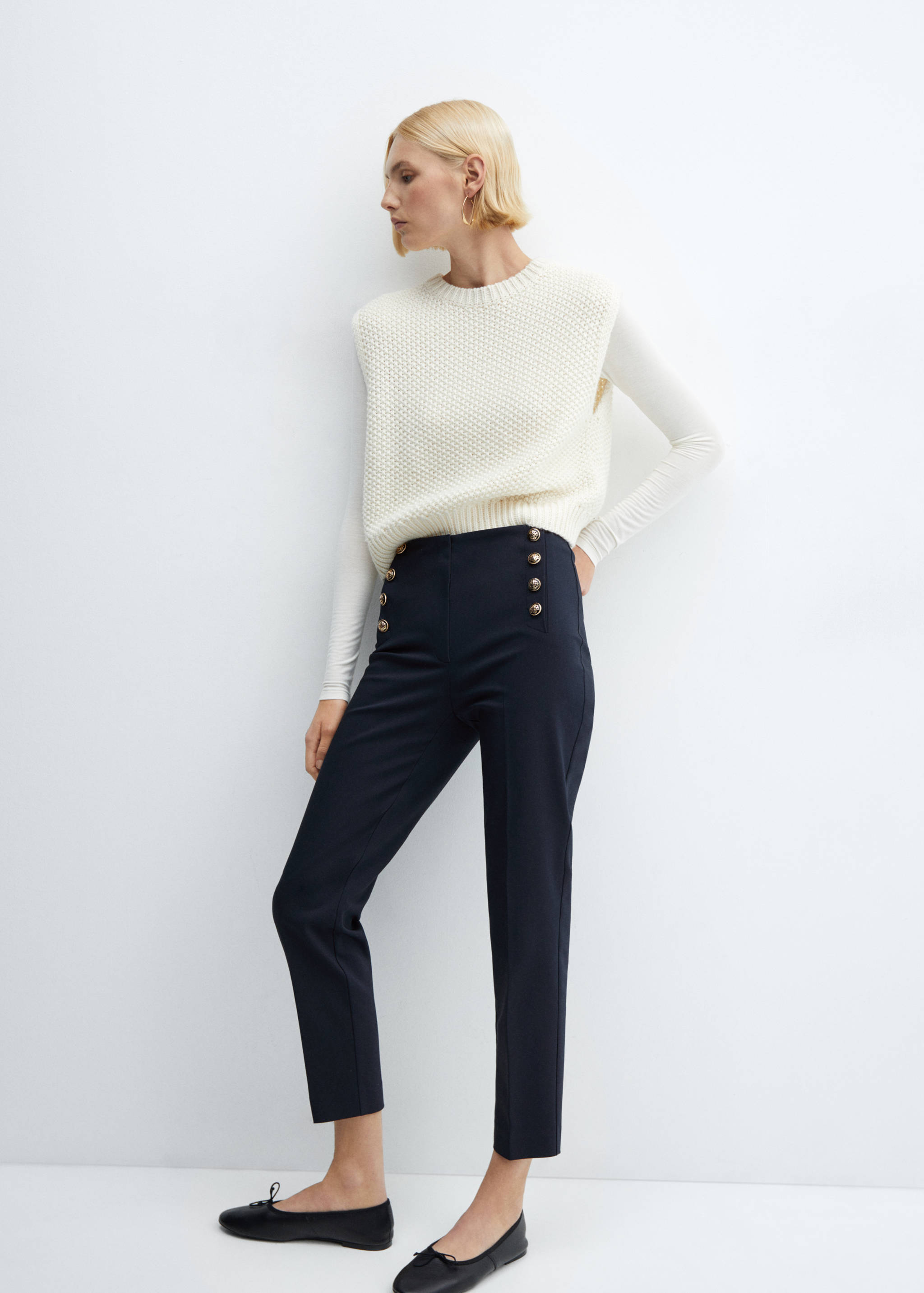 Pantalón crop botones - Detalle del artículo 2