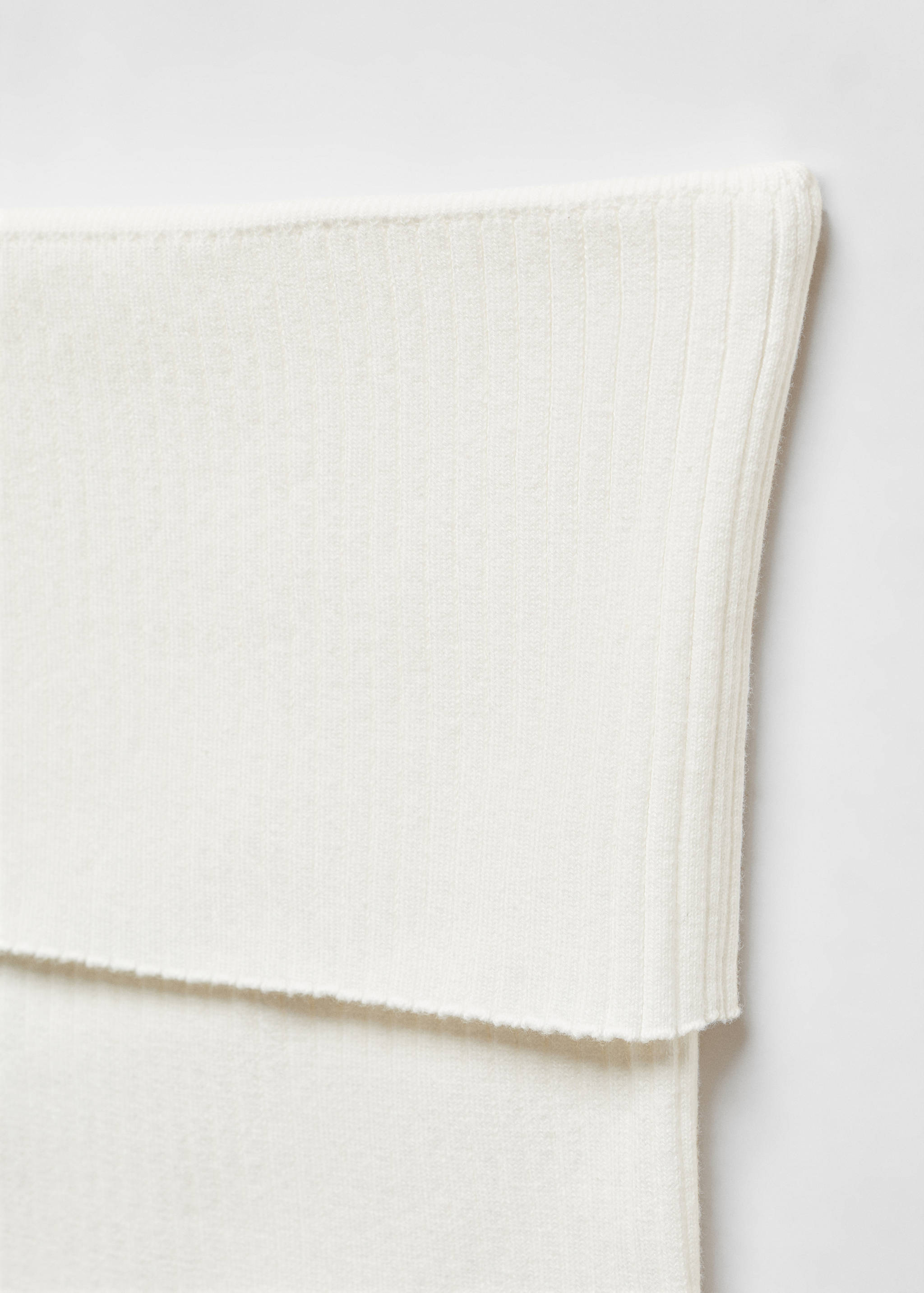 Strapless top - Details of the article 8