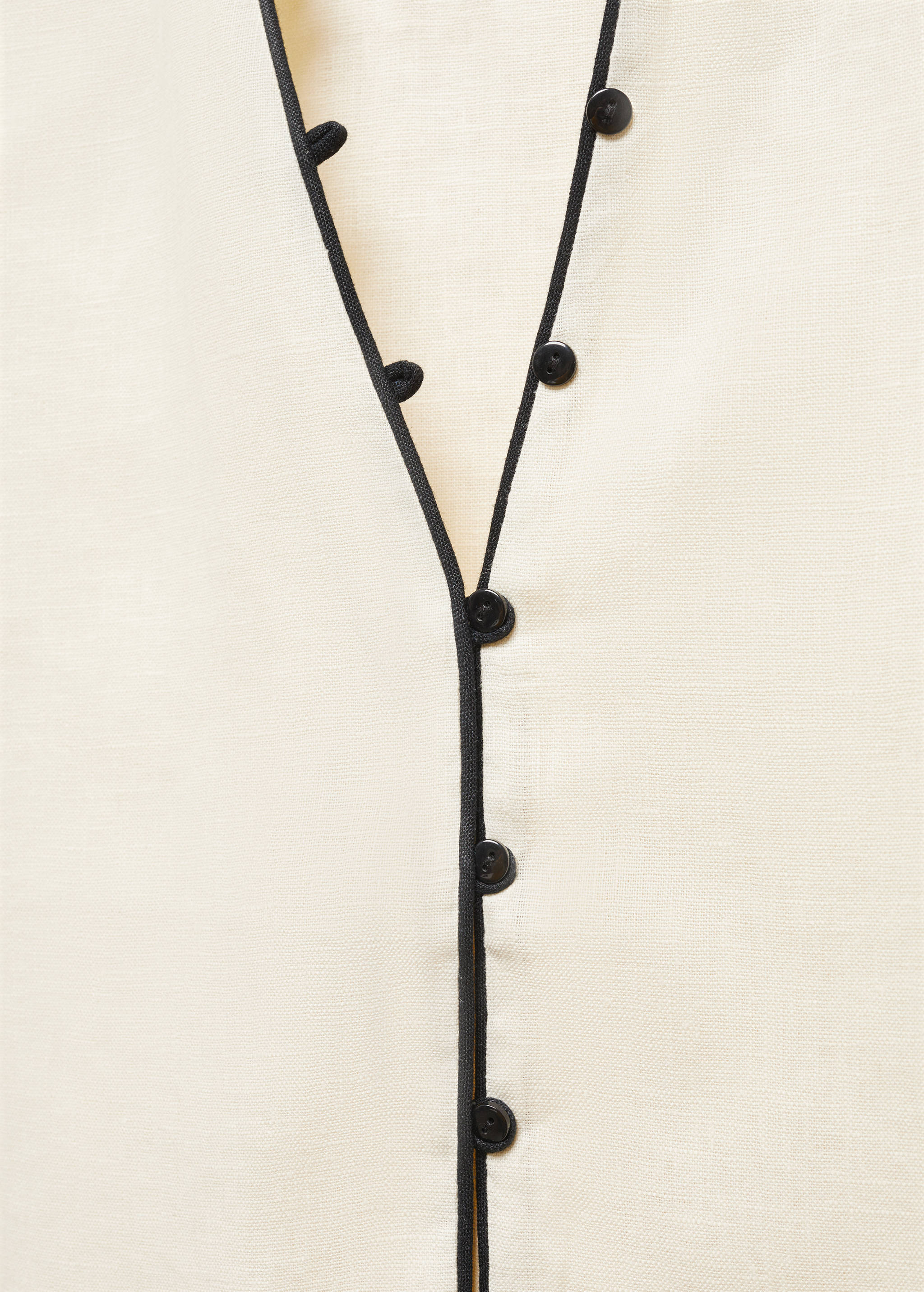 Button linen shirt - Details of the article 8