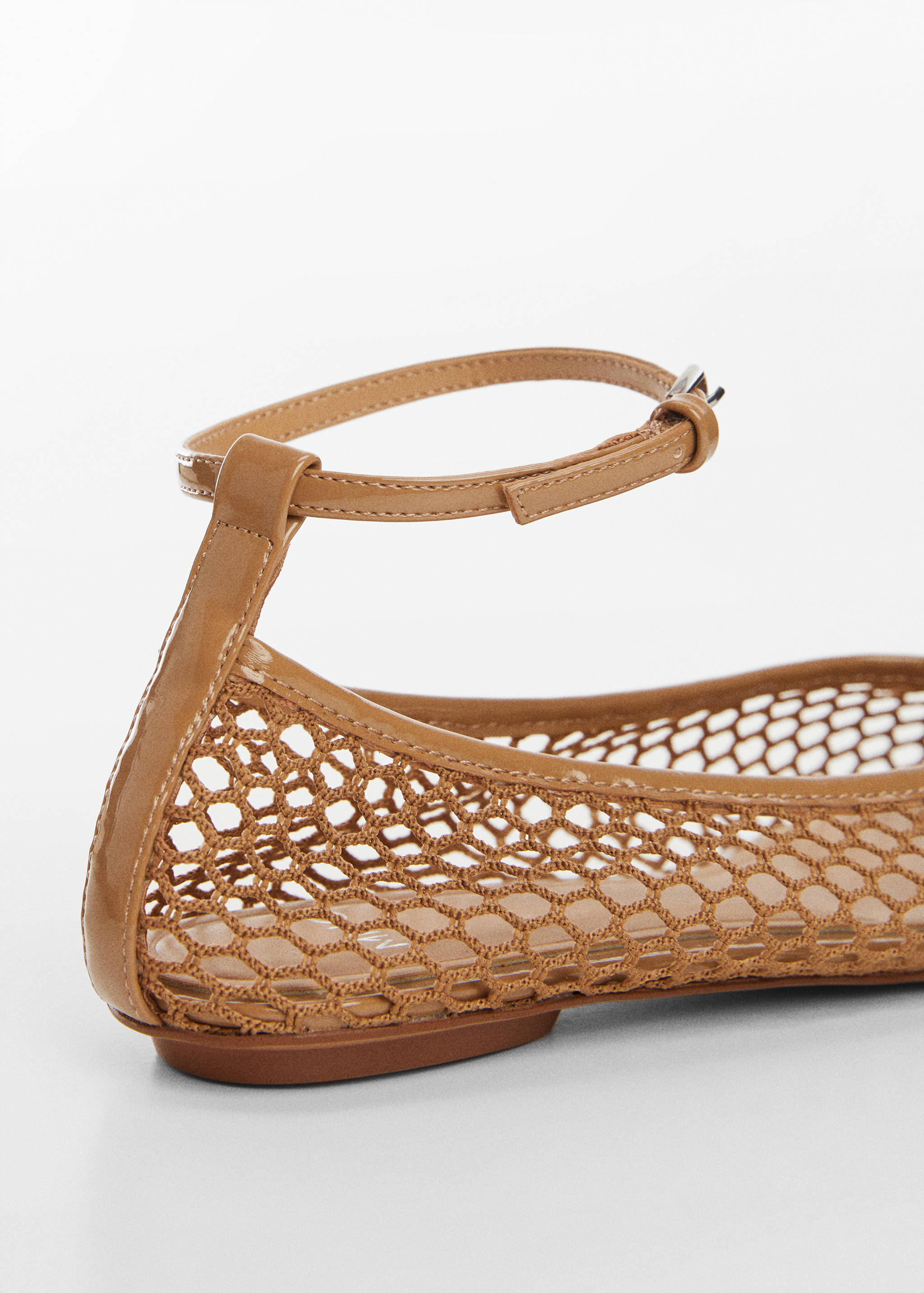 Ballet flats with mesh bracelet - Details of the article 1