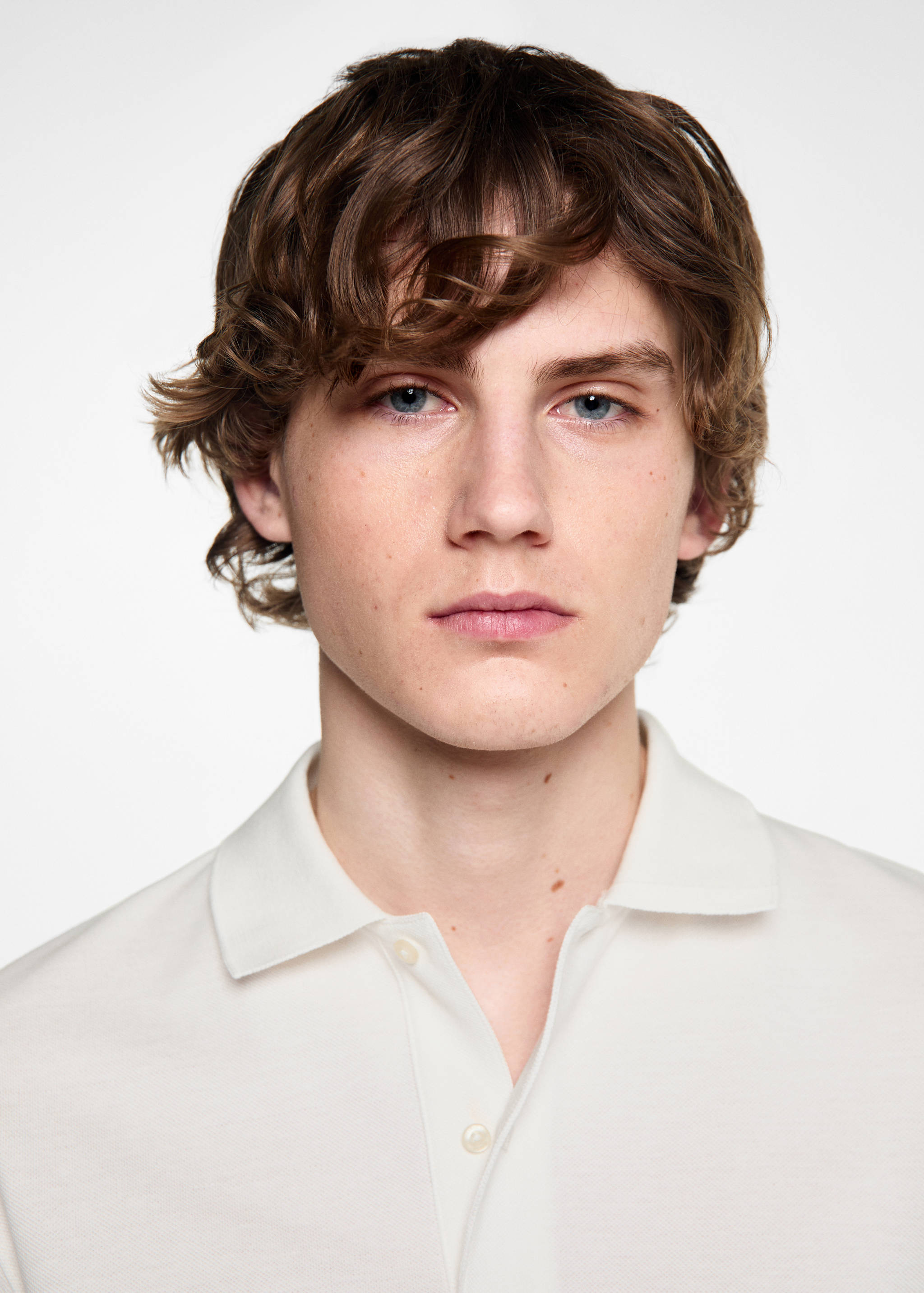 Short-sleeved cotton polo shirt - Details of the article 1