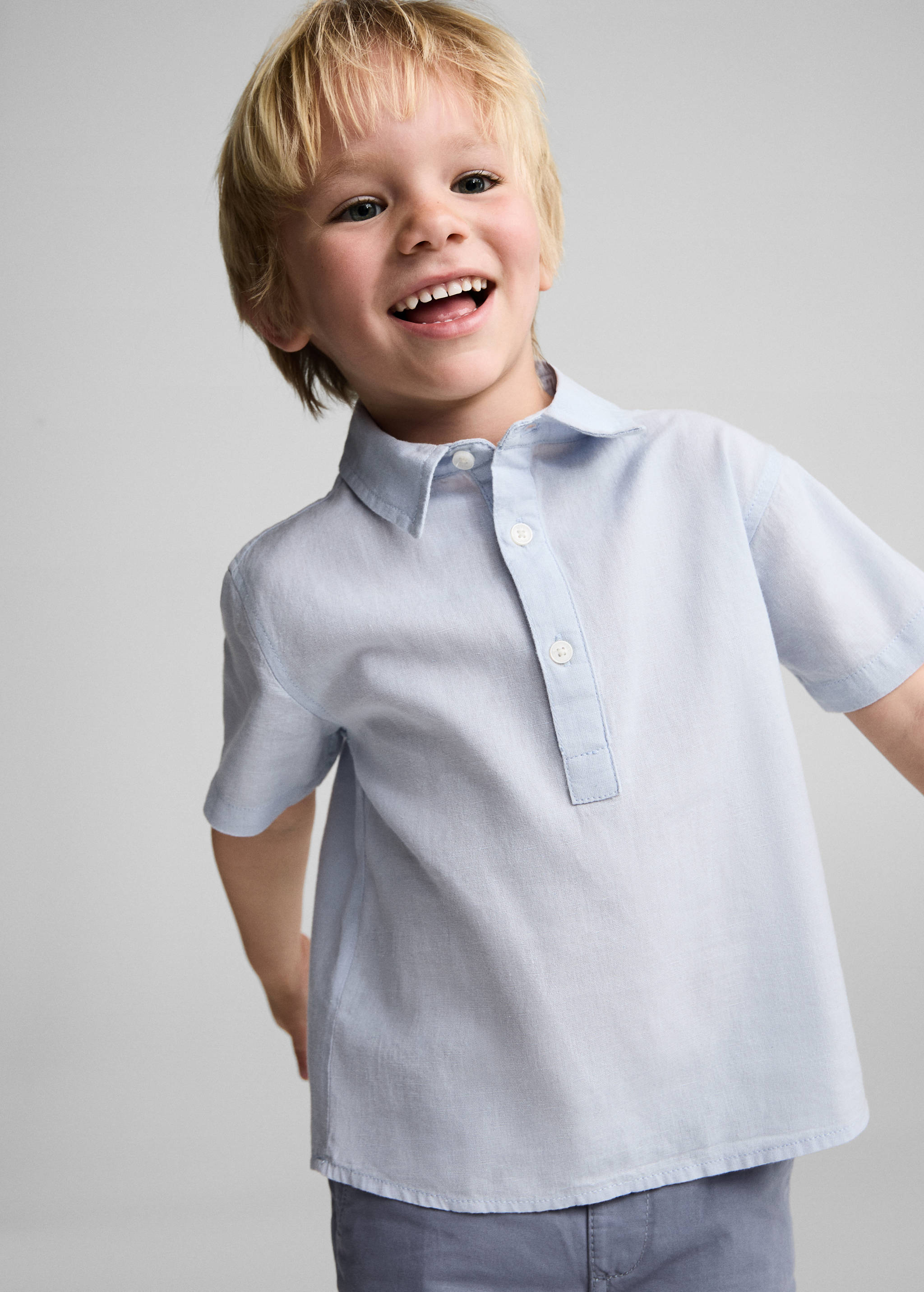 Camisa polo lino - Plano medio