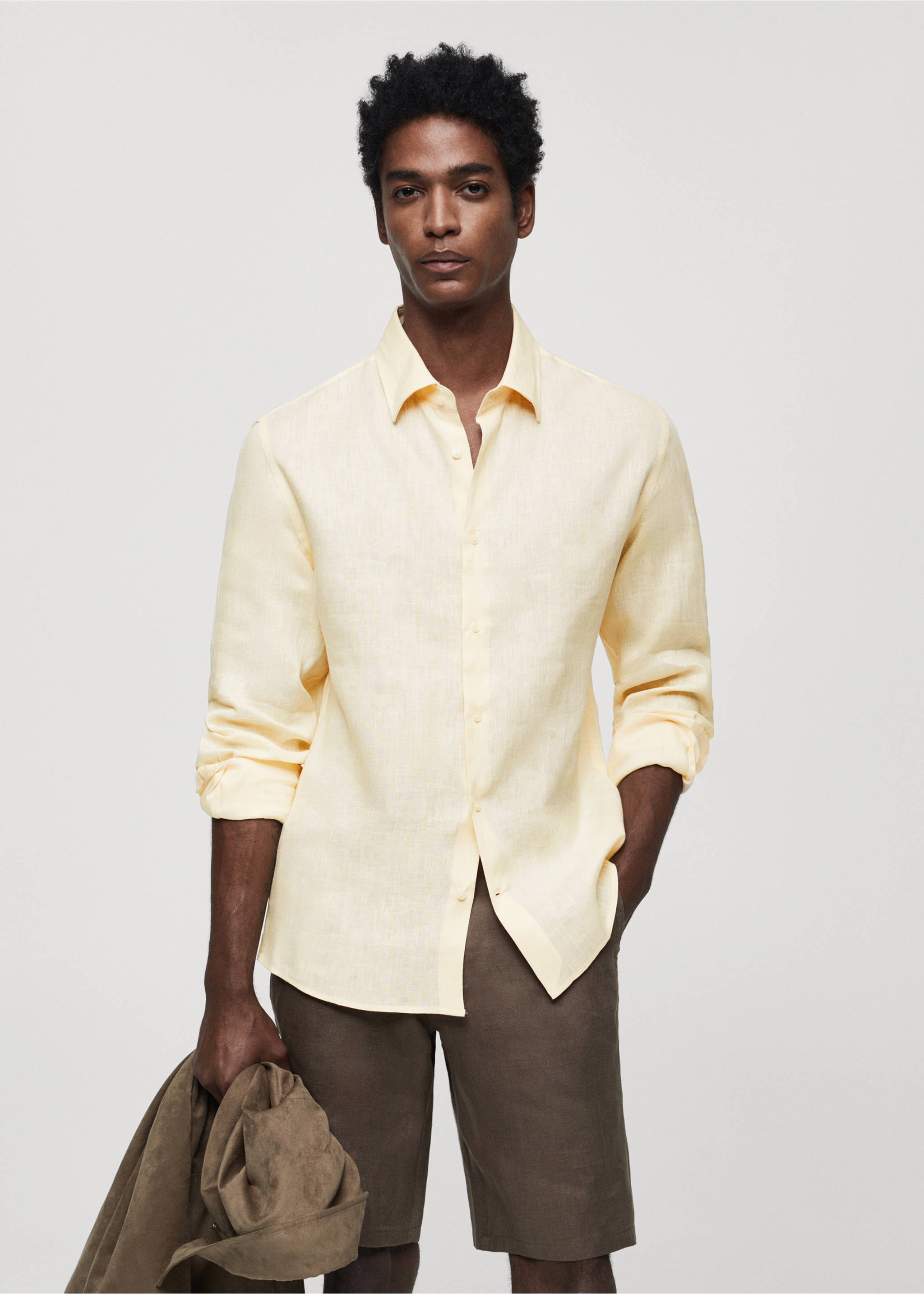 Regular-fit 100% linen shirt - Medium plane, Yellow. Ref: 67096311-00.
