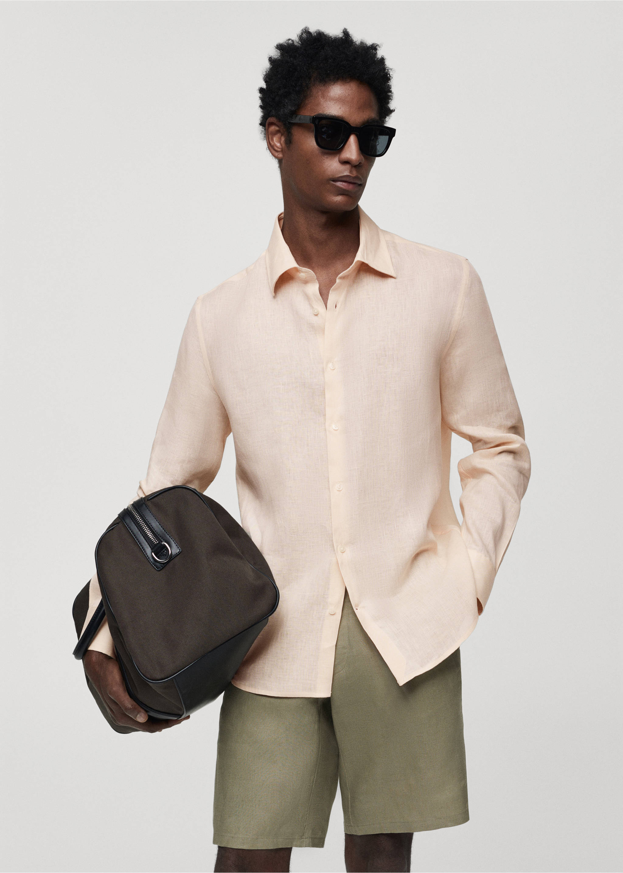 Regular-fit 100% linen shirt - Medium plane, Salmon. Ref: 67096311-00.