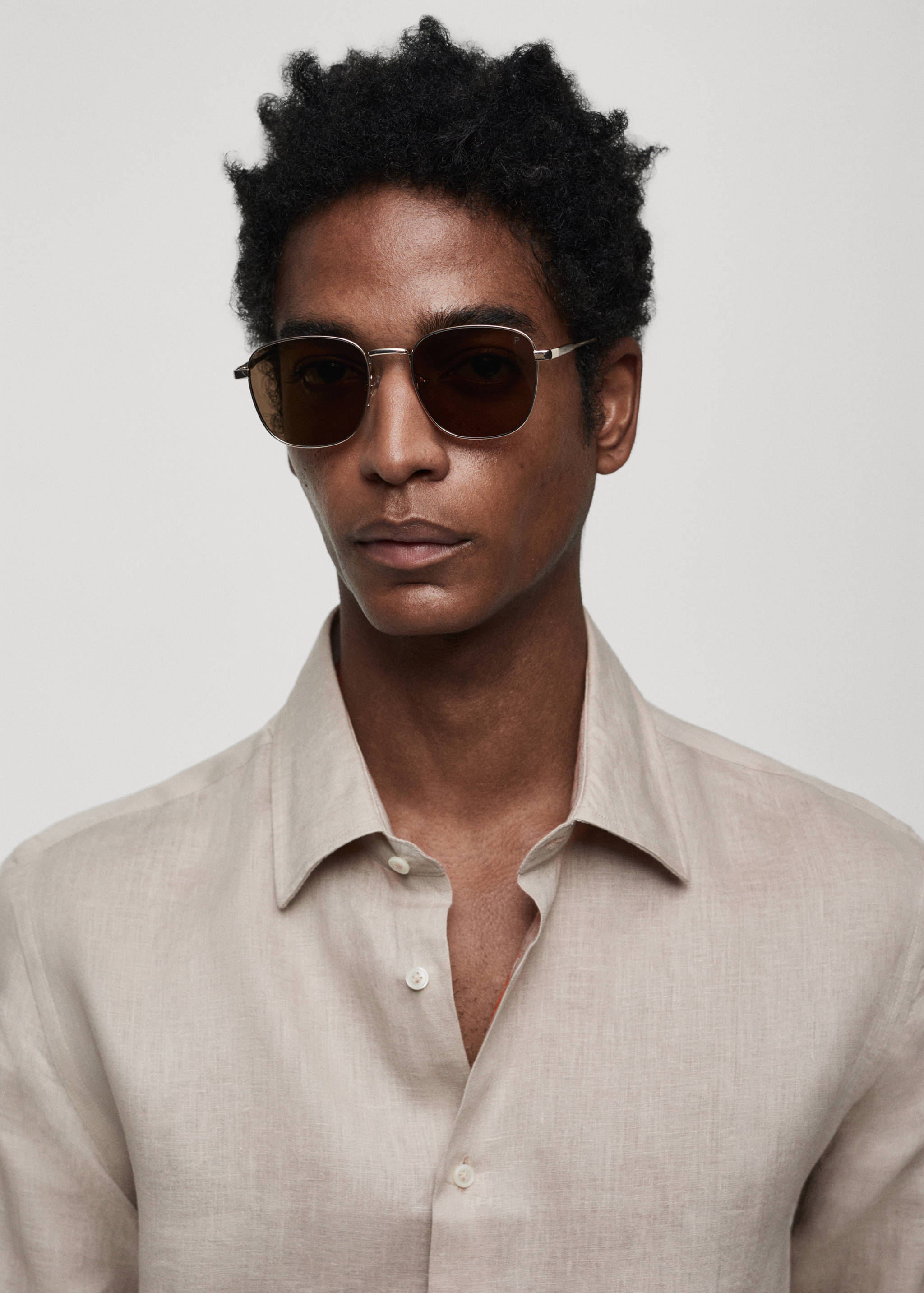 Chemise regular fit 100 % lin - Détail de l'article 1