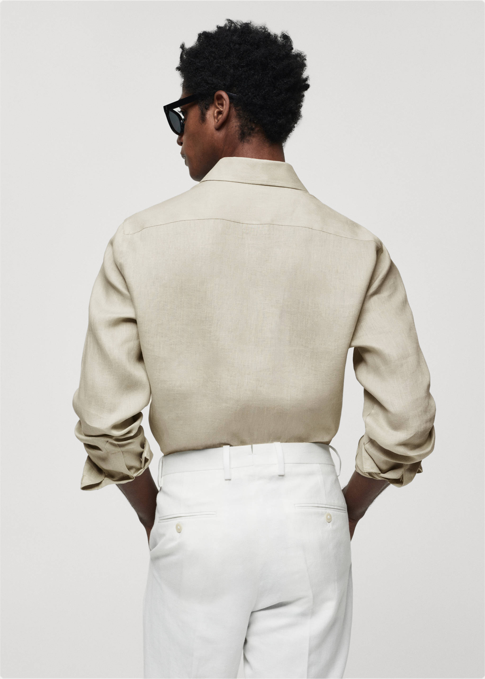Regular-fit 100% linen shirt - Reverse of the article, Aqua Green. Ref: 67096311-00.