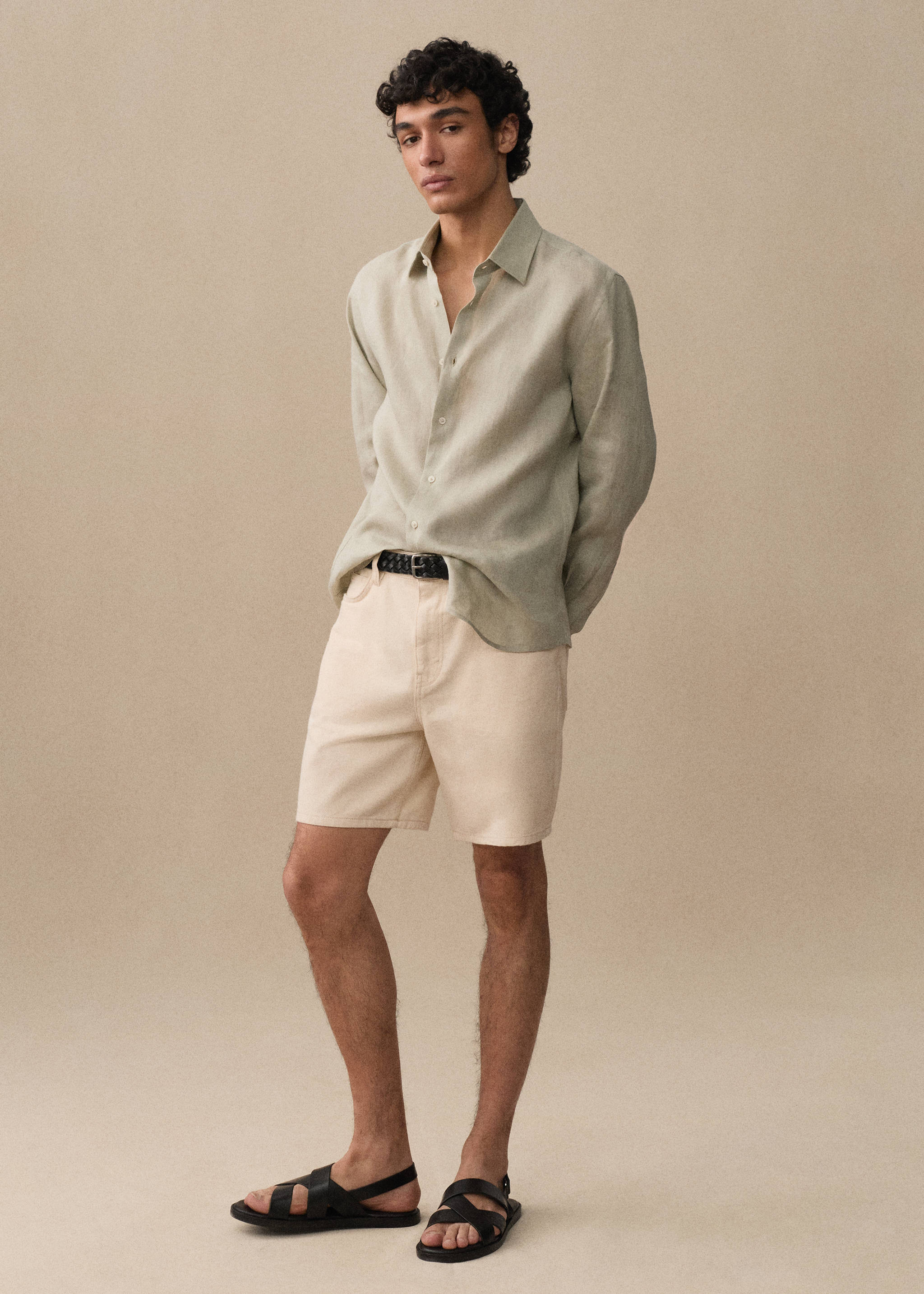 Regular-fit 100% linen shirt - Details of the article 5, Aqua Green. Ref: 67096311-00.