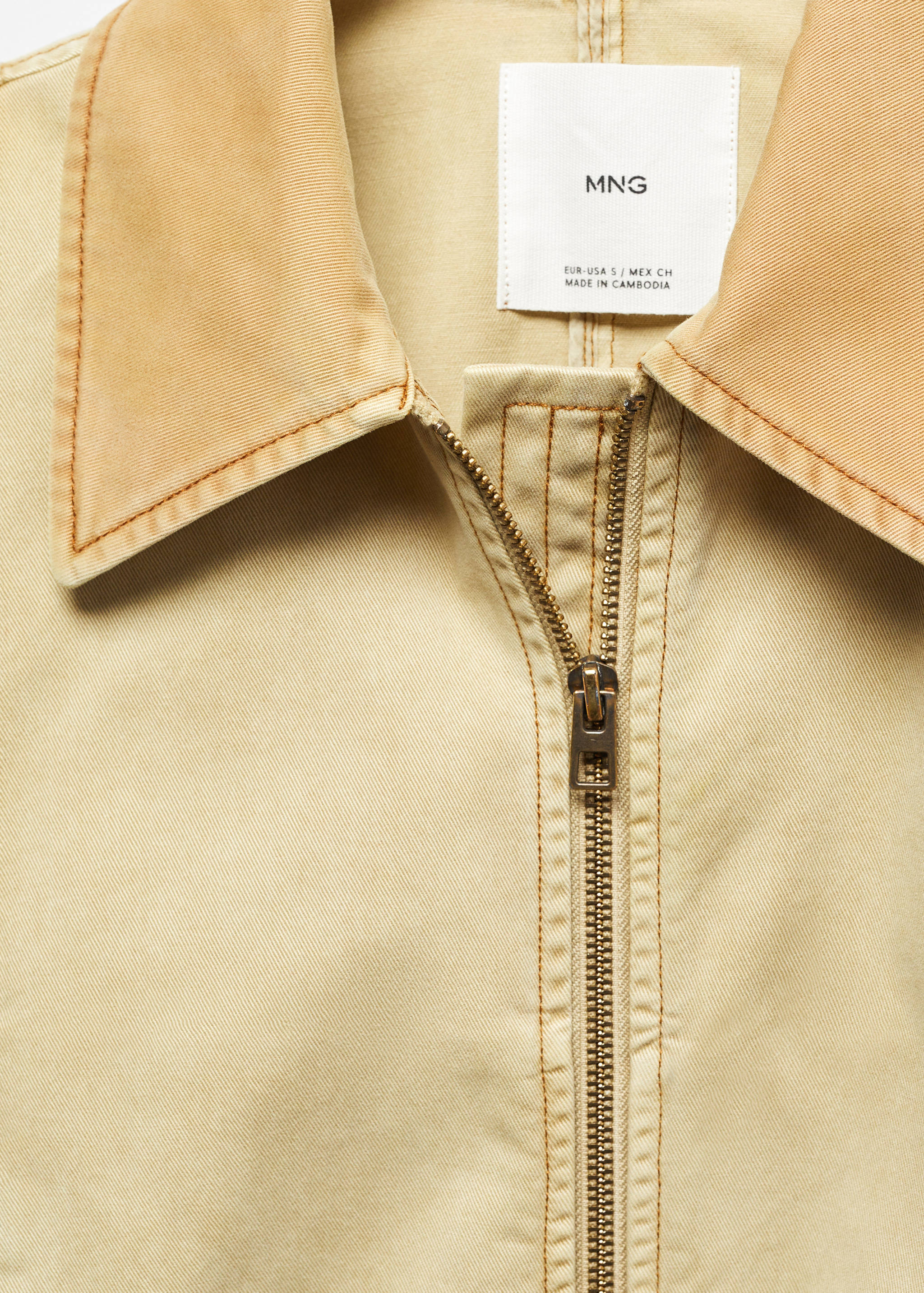 Worn-effect bomber jacket - Details of the article 8