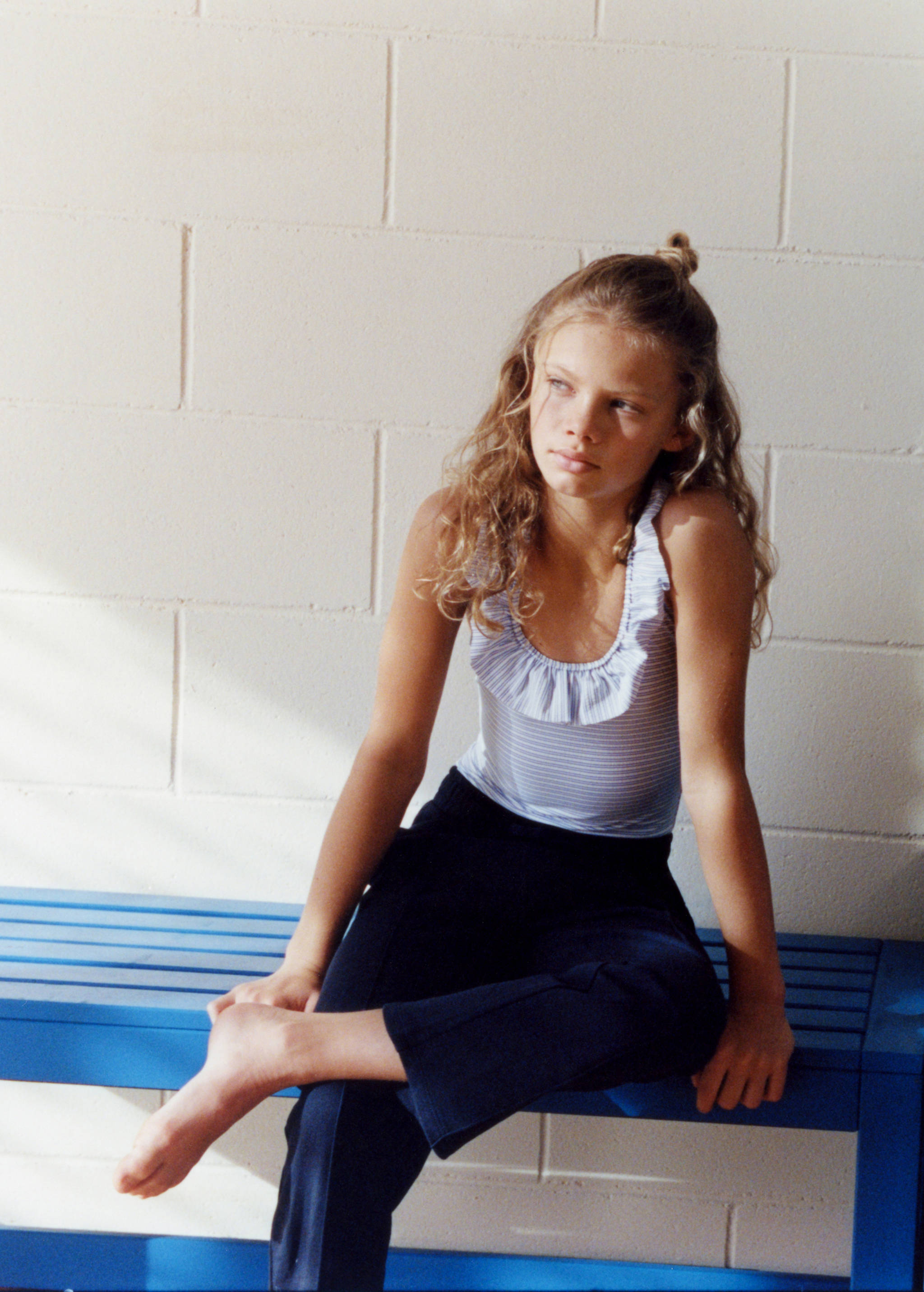 Ruffle striped swimsuit - General plane